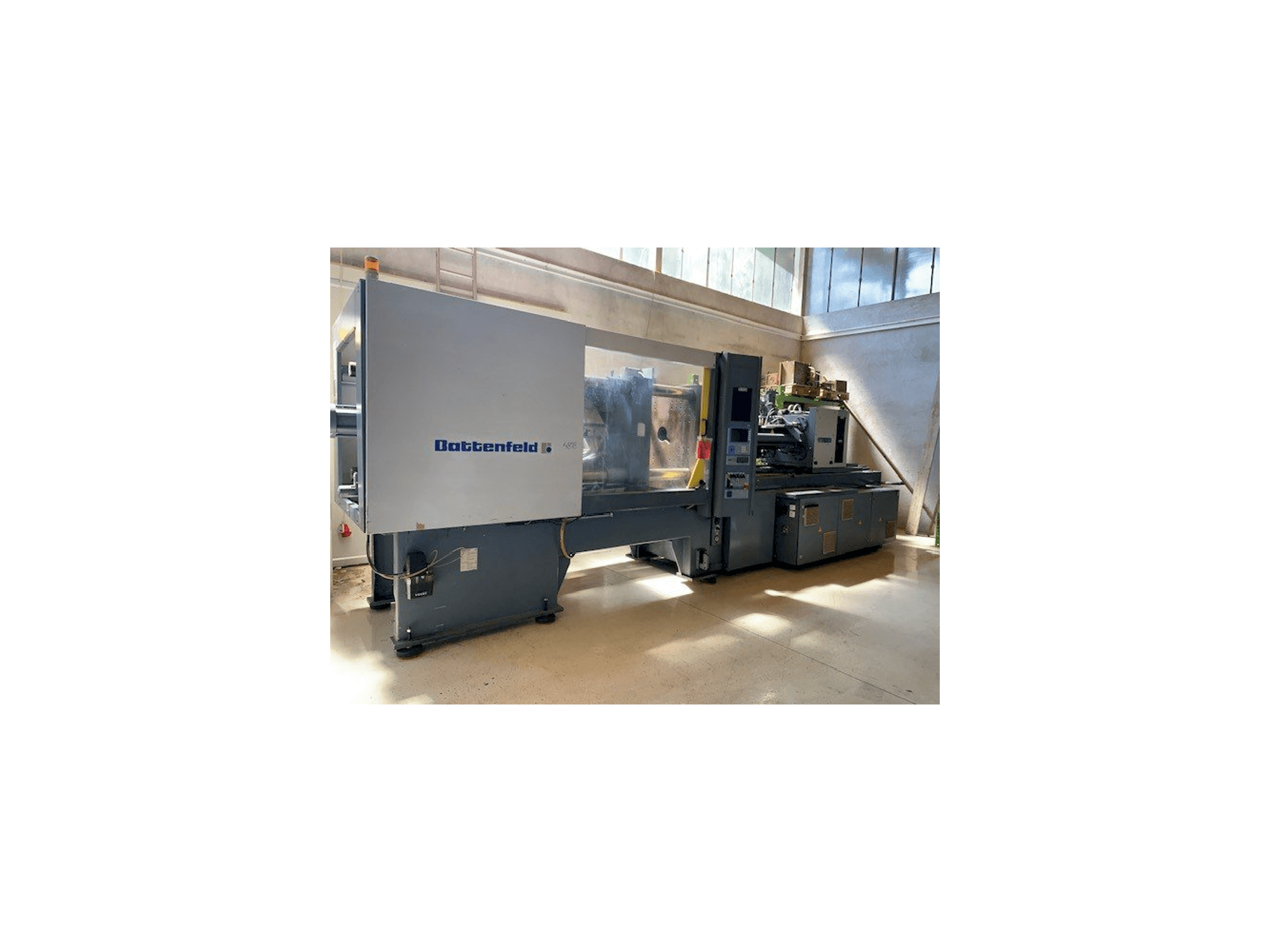 Vista laterale sinistra della macchina Battenfeld BA 3500/1900 BK