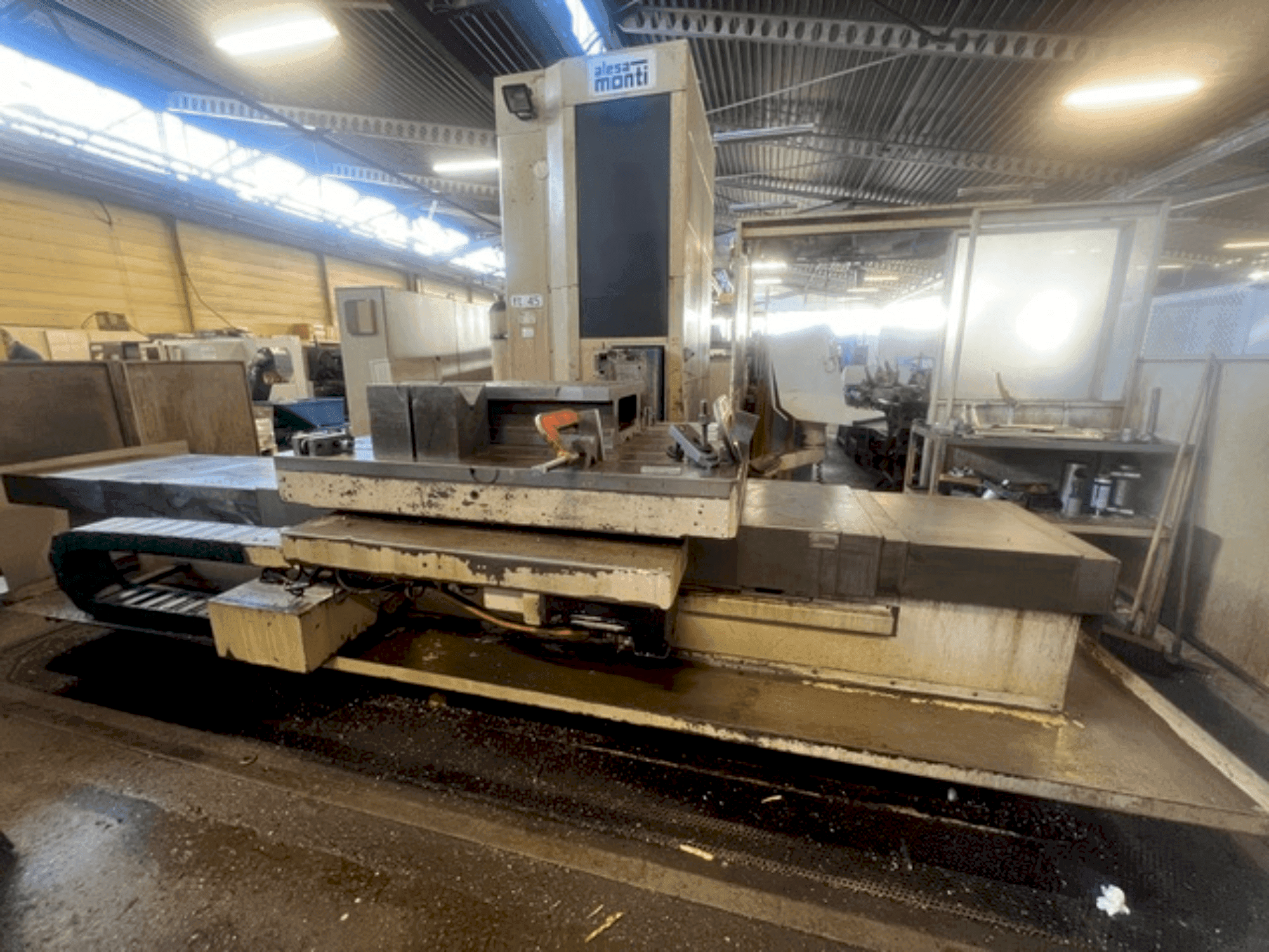 Vista frontale della macchina ALESA MONTI FT45TG