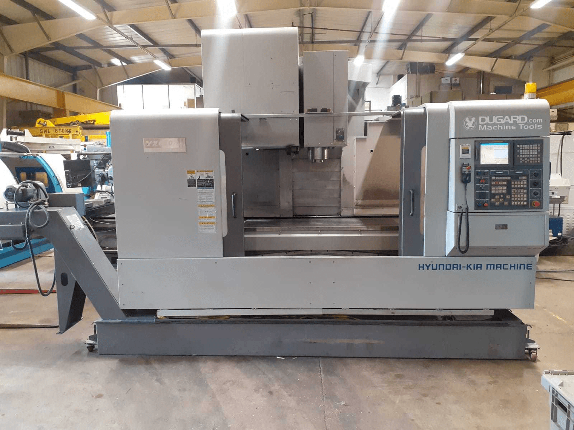 Vista frontale della macchina Hyundai Kia VX650/50