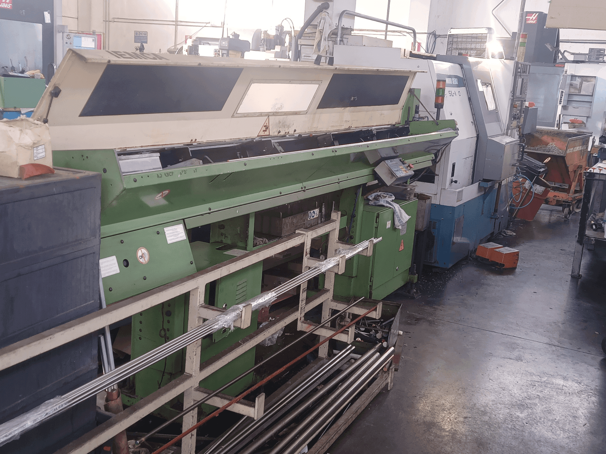 Vista frontale della macchina DMG Mori Seiki 150 SL