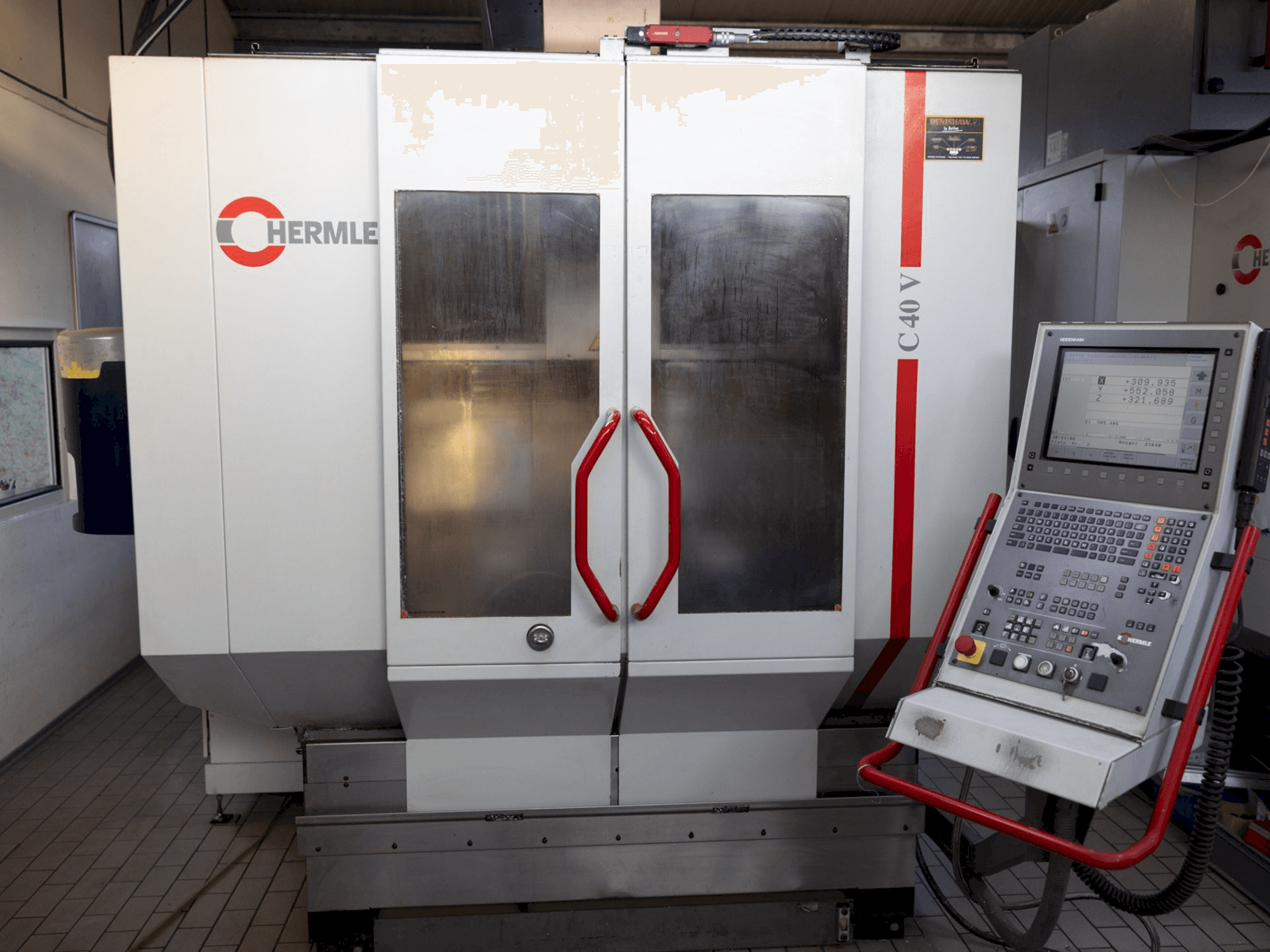 Particolare della macchina HERMLE C 40 V