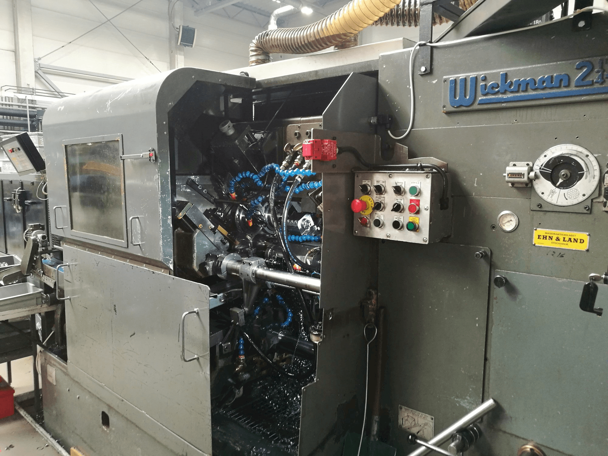 Vista frontale della macchina Wickman 2 1/4"-6