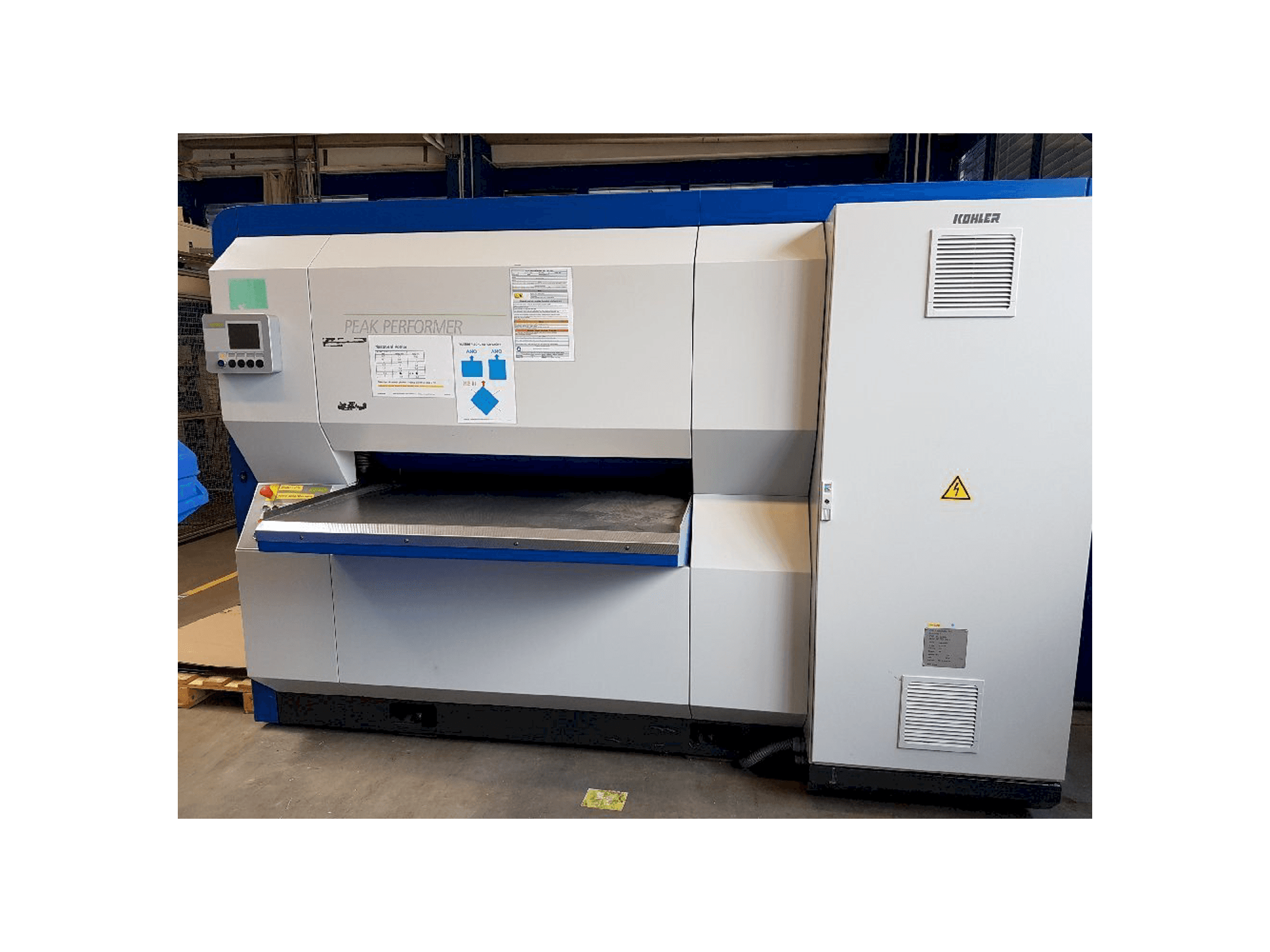 Vista frontale della macchina KOHLER PEAK PERFORMER PG 40.1250/21