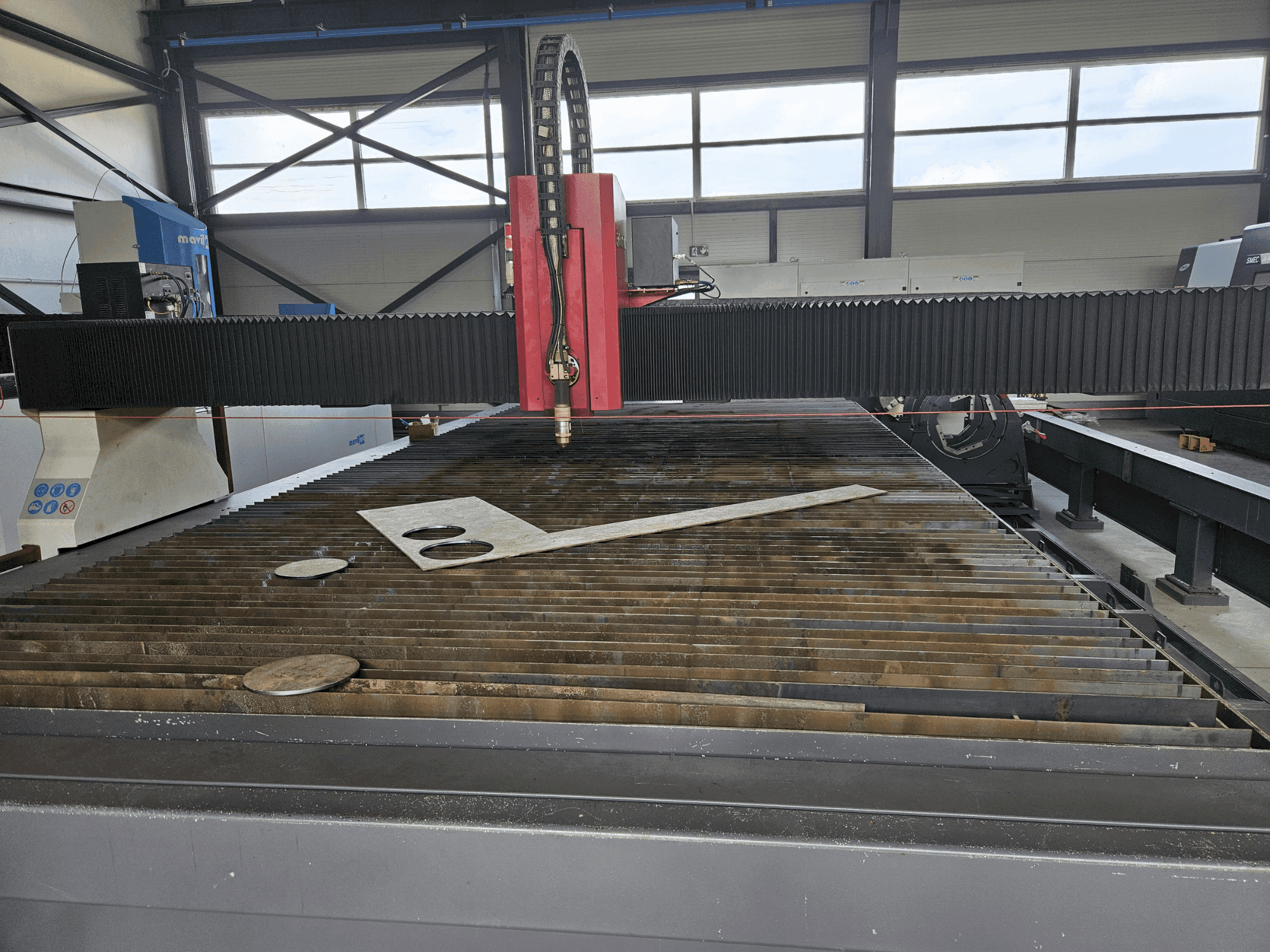 Vista frontale della macchina Baykal BPS-3006