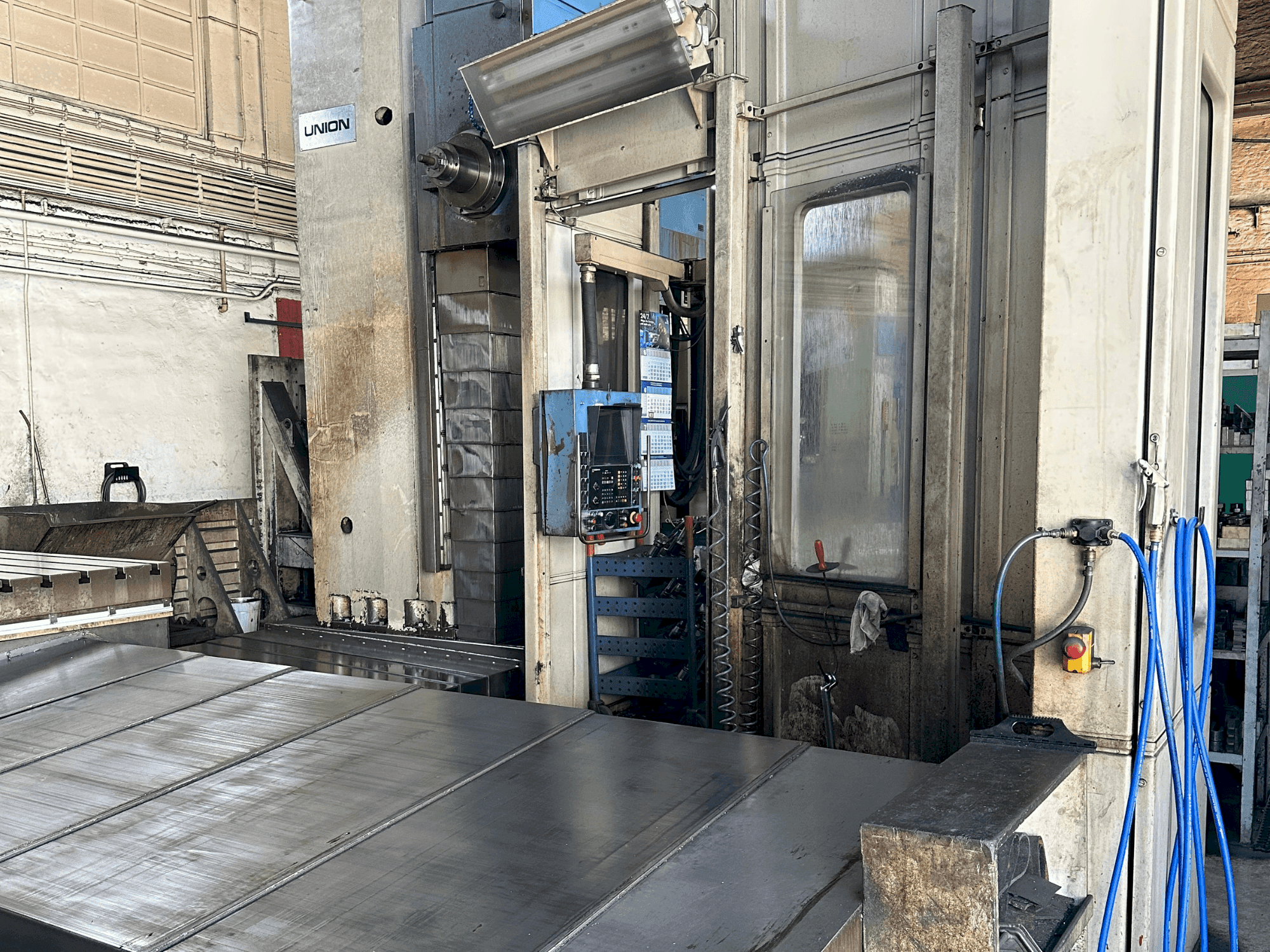 Vista frontale della macchina UNION BFK 150/2