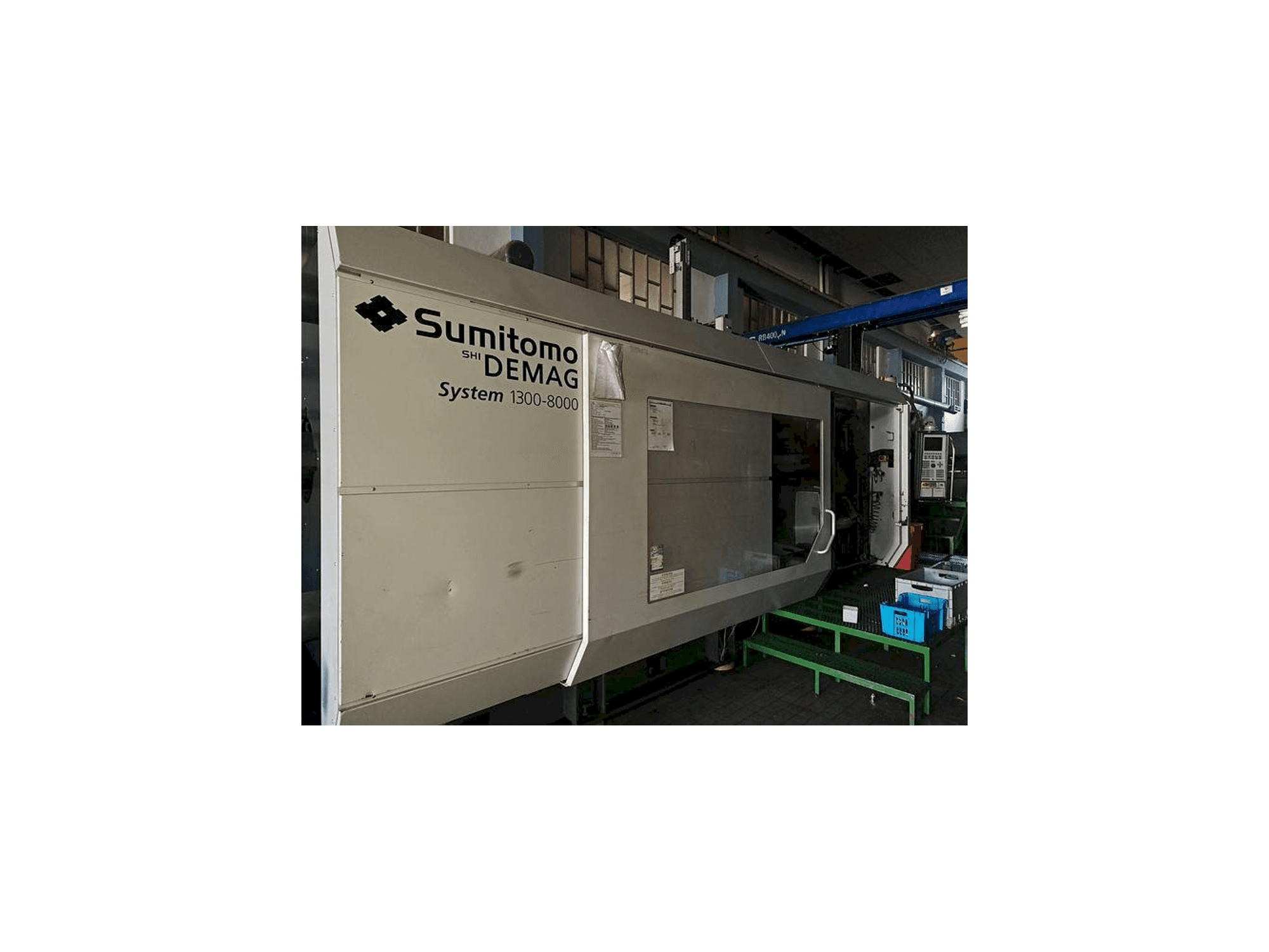 Vista frontale della macchina Sumitomo Demag 1300-8000