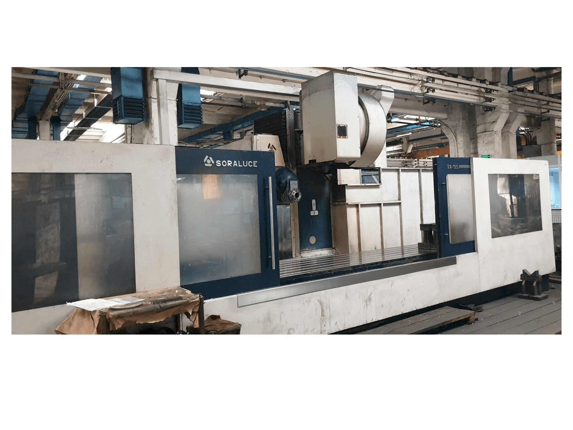 Vista frontale della macchina Soraluce TA 35