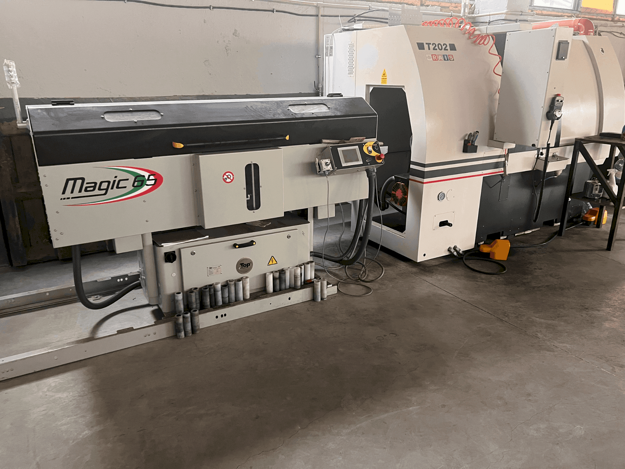 Vista frontale della macchina RAIS T202