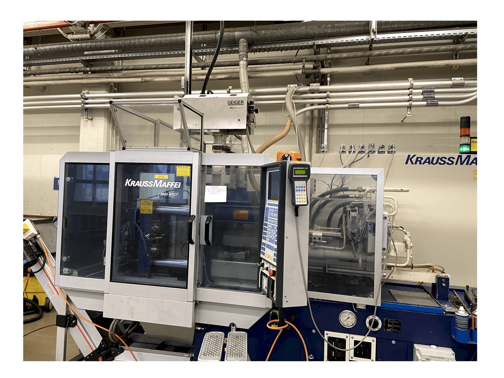 Vista frontale della macchina Krauss Maffei 40-55 C2