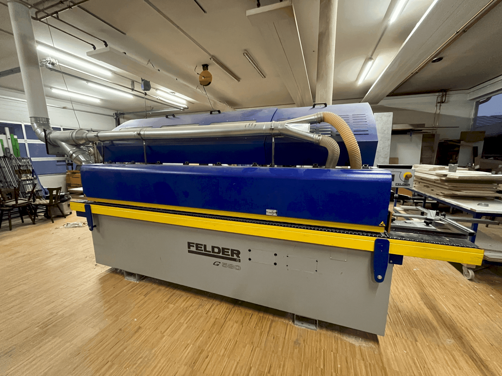 Vista frontale della macchina FELDER MG580