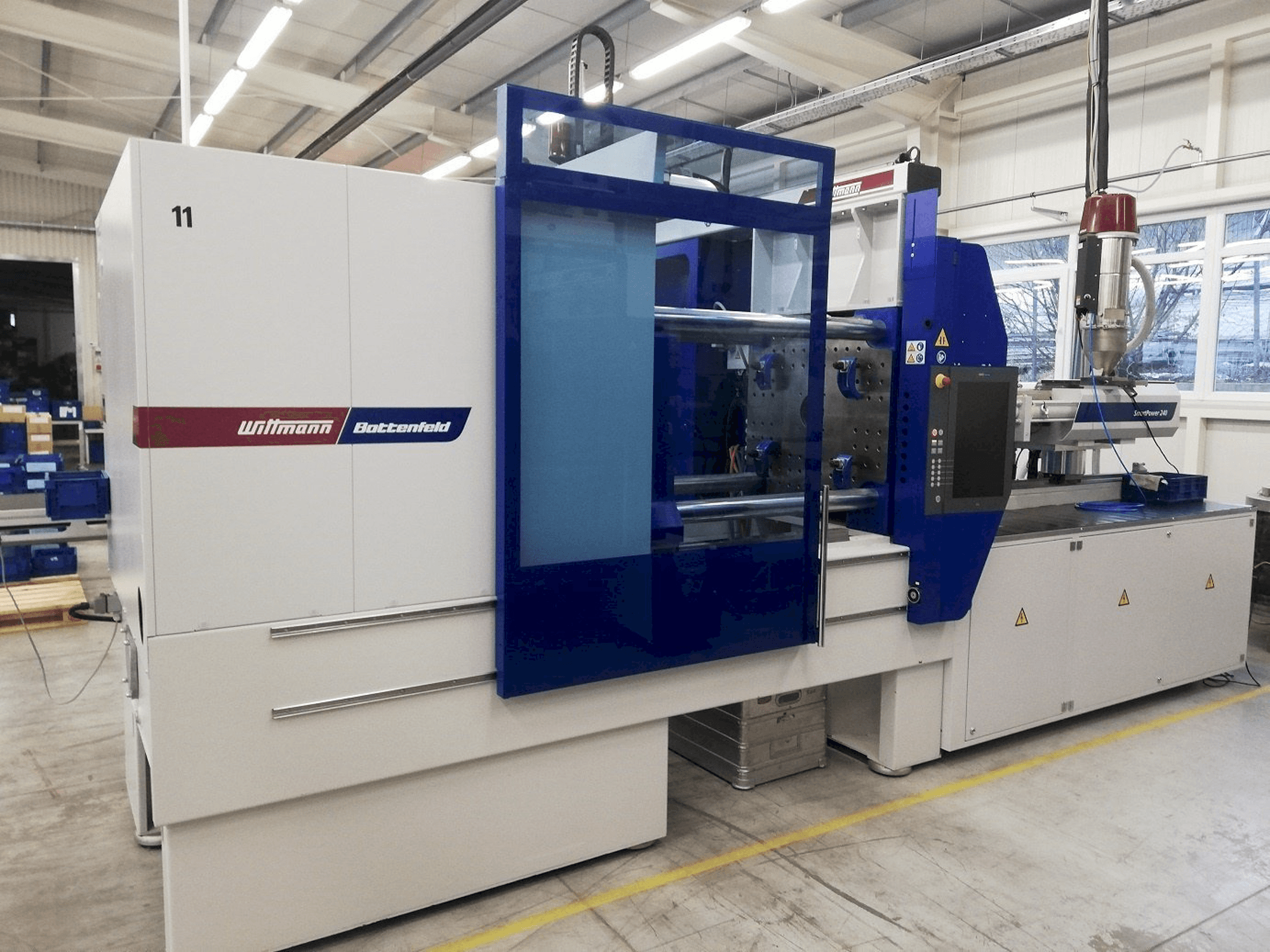 Vista frontale della macchina Battenfeld ECO Power 180/750