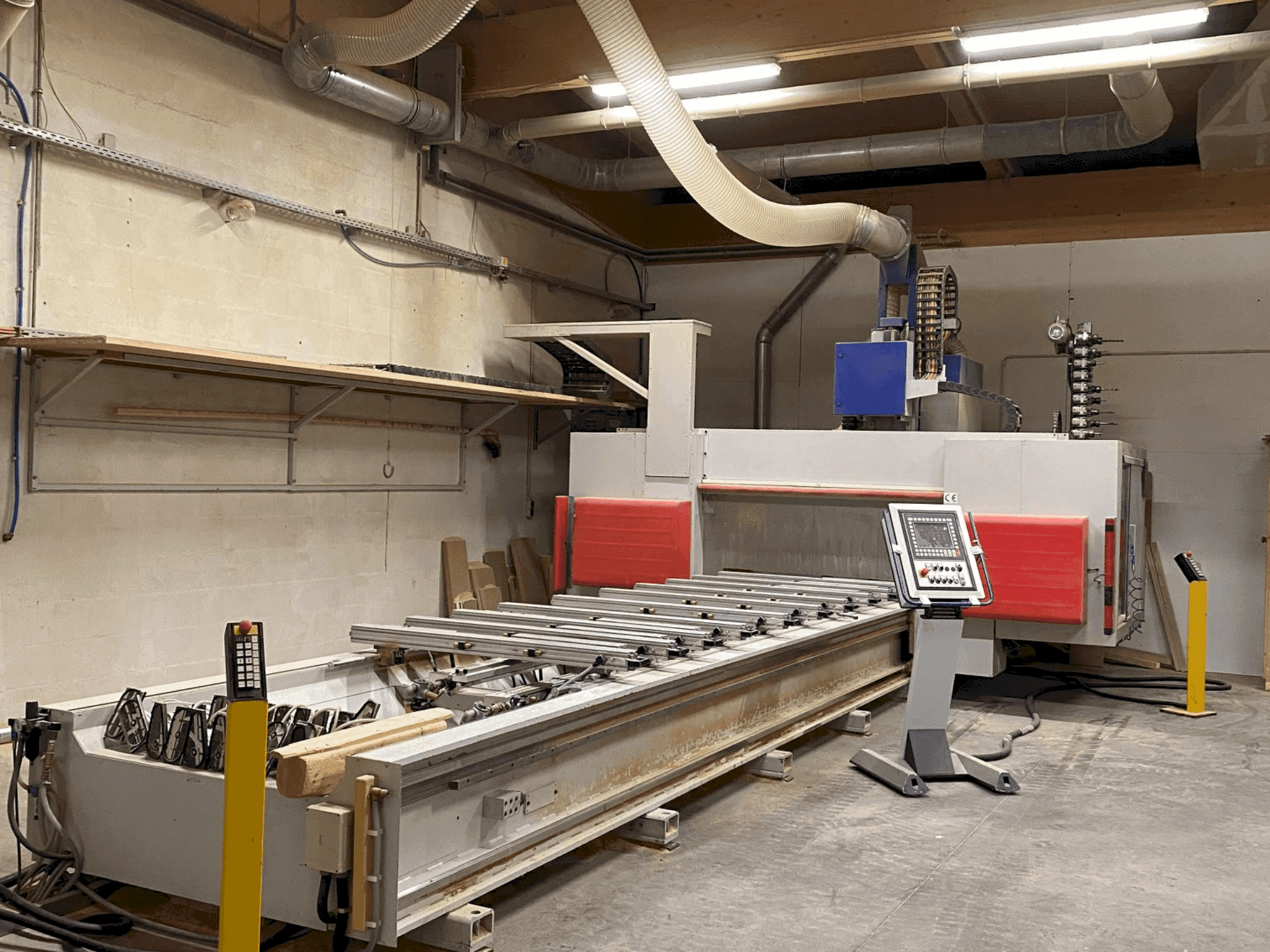 Vista frontale della macchina MAKA FPM 470