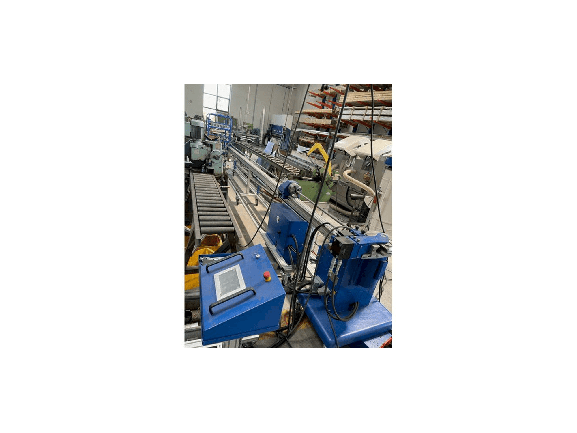 Vista frontale della macchina JUTEC 5060