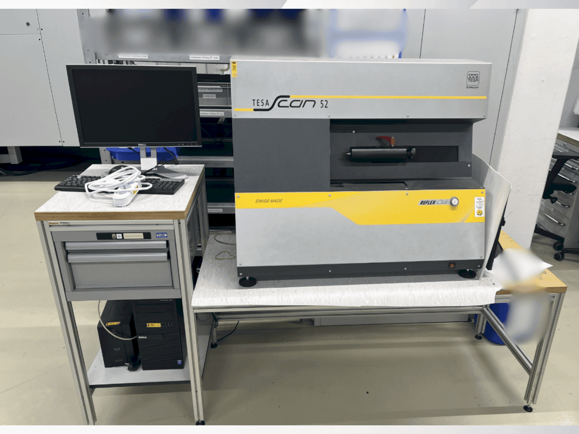 Vista frontale della macchina TESA Scan 52