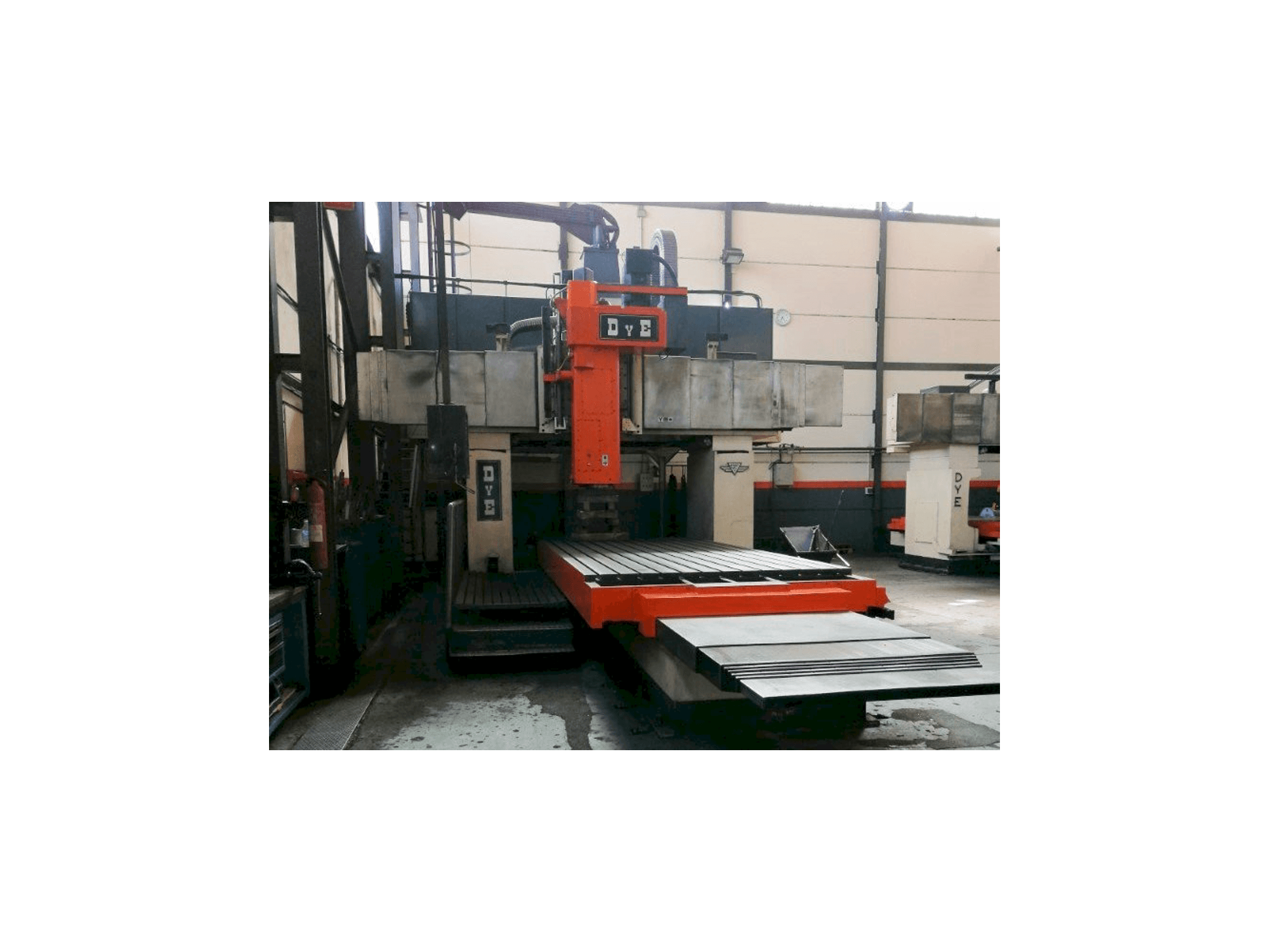 Vista frontale della macchina DYE FPF-2-C-NC