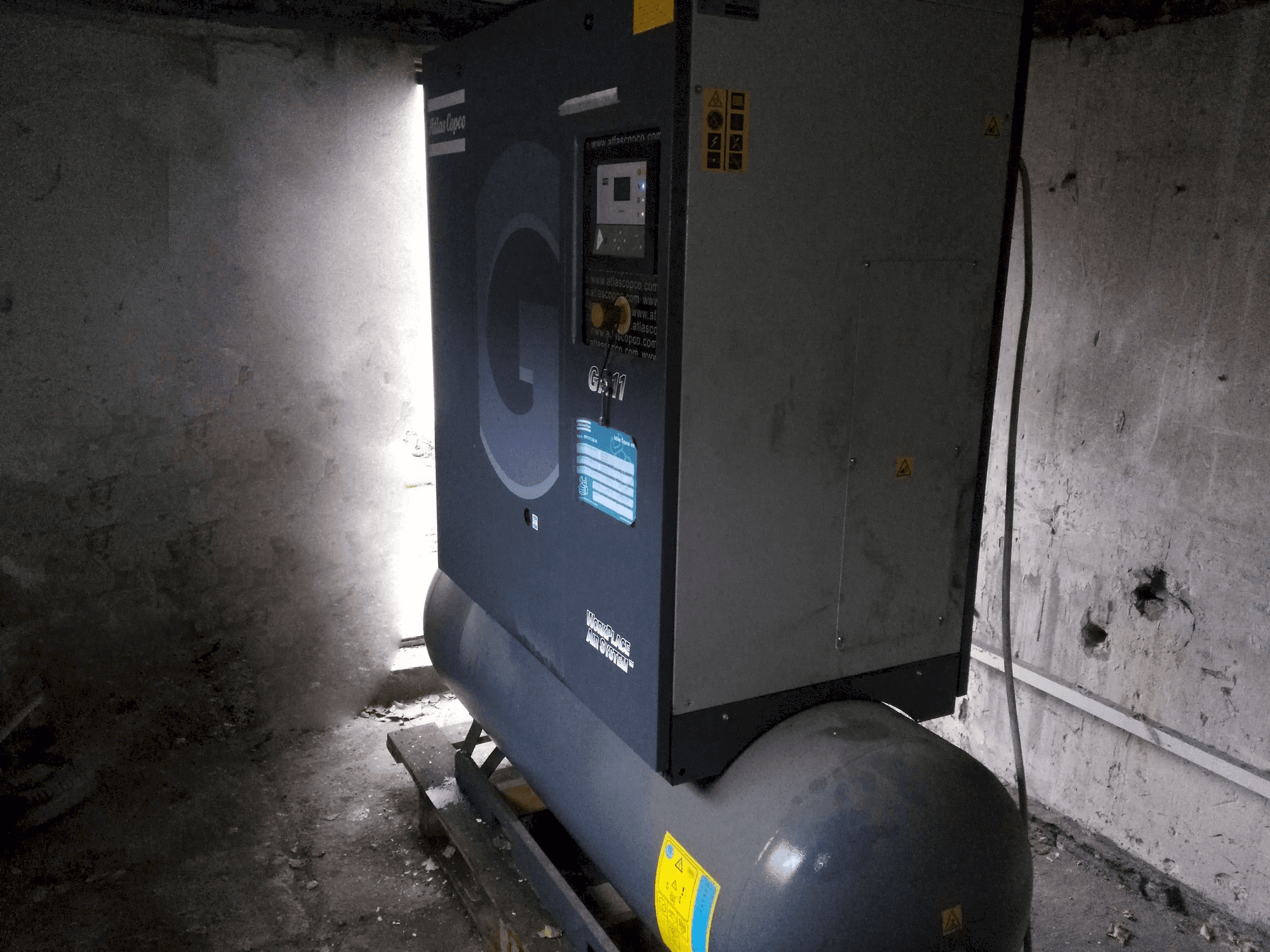 Vista frontale della macchina Atlas Copco GA11P