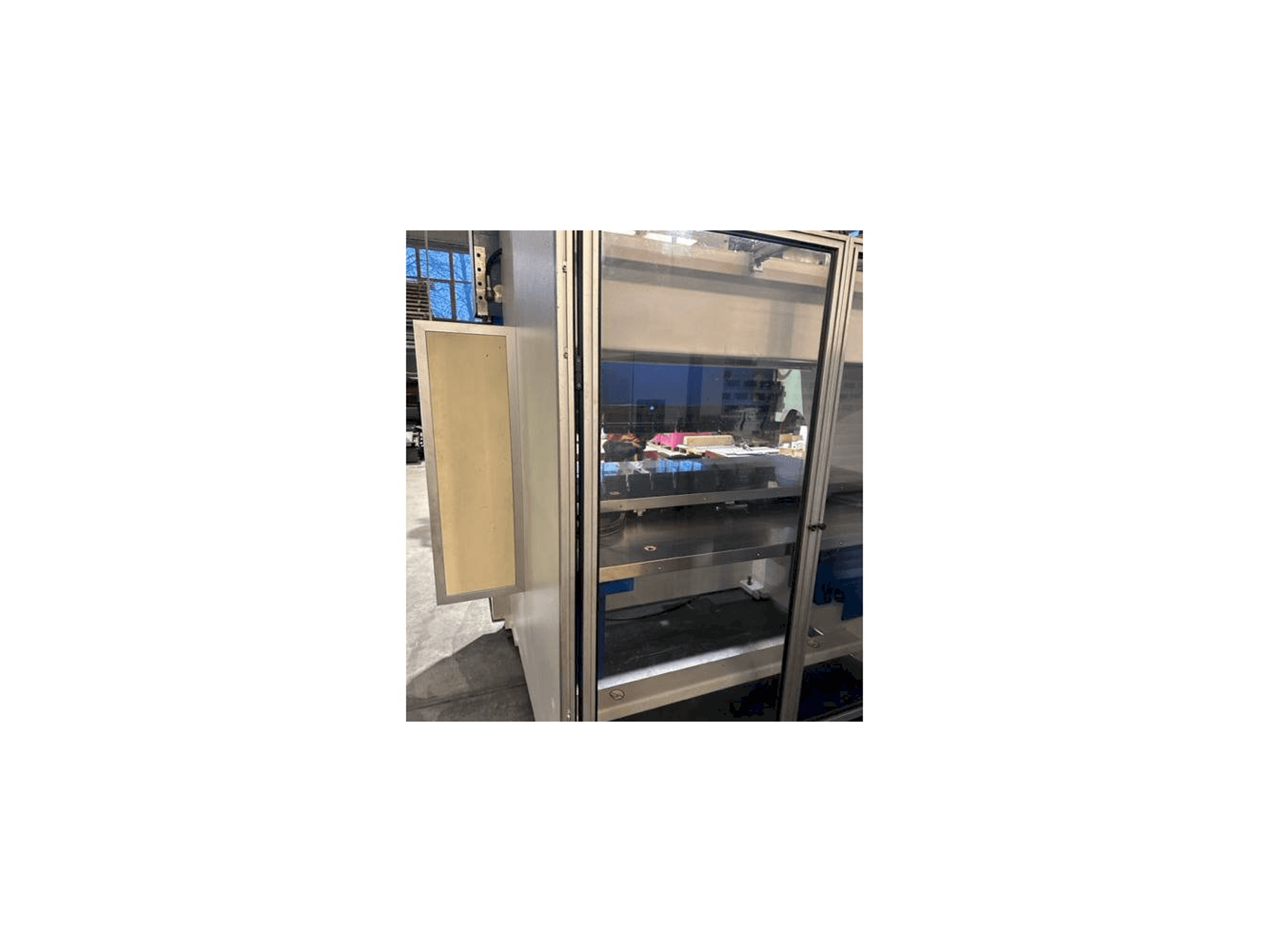 Vista frontale della macchina Trumpf TrumaBend C60