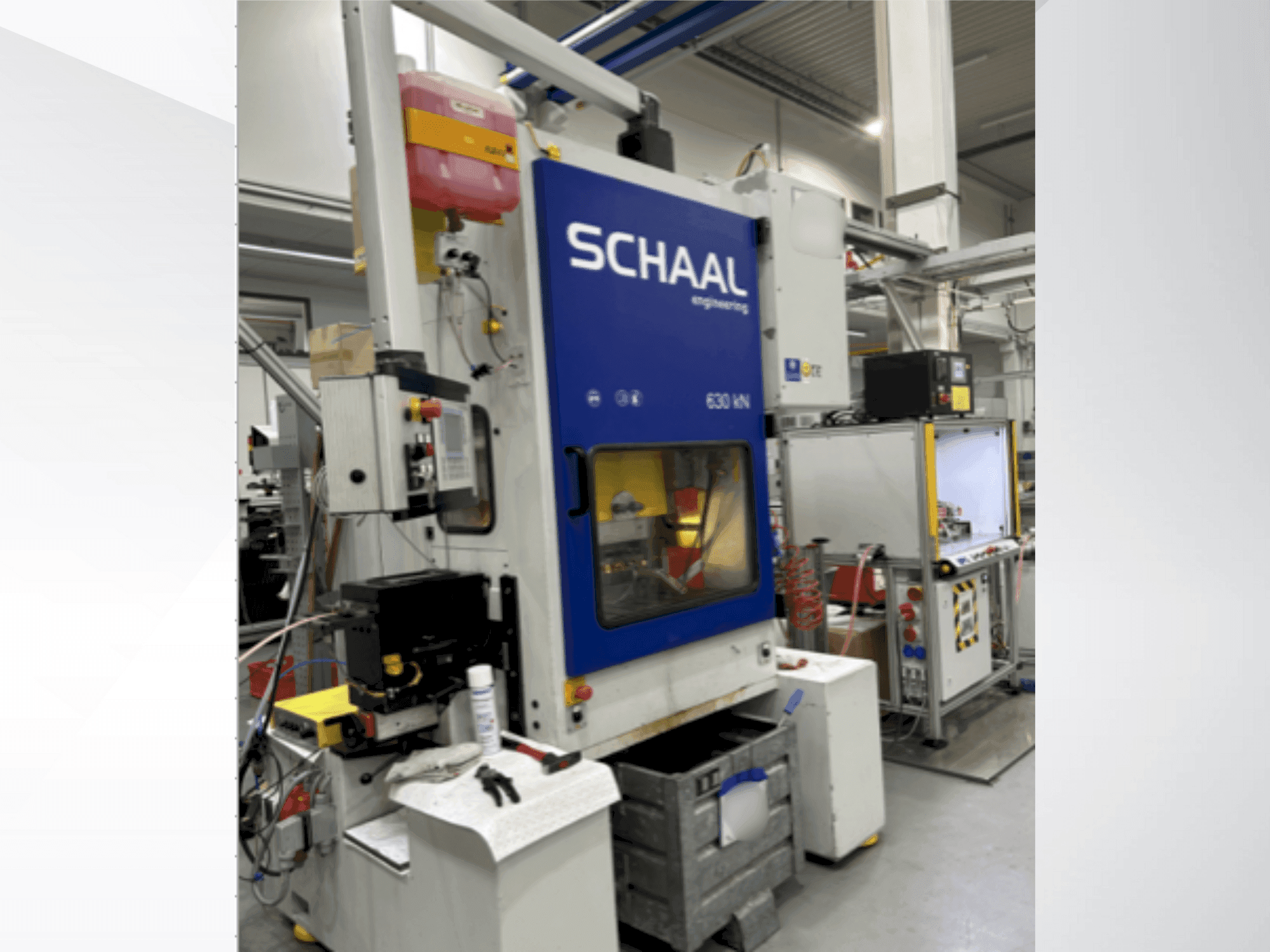 Vista frontale della macchina SCHAAL SEP63N