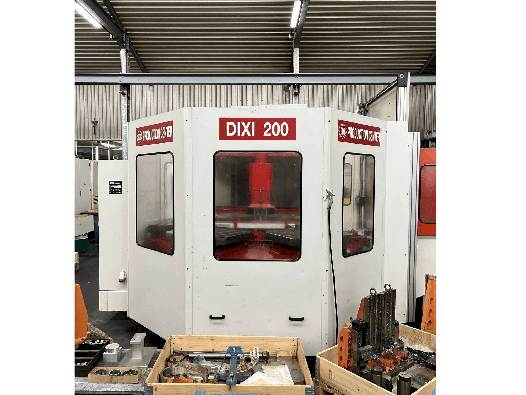 Vista frontale della macchina DIXI 200