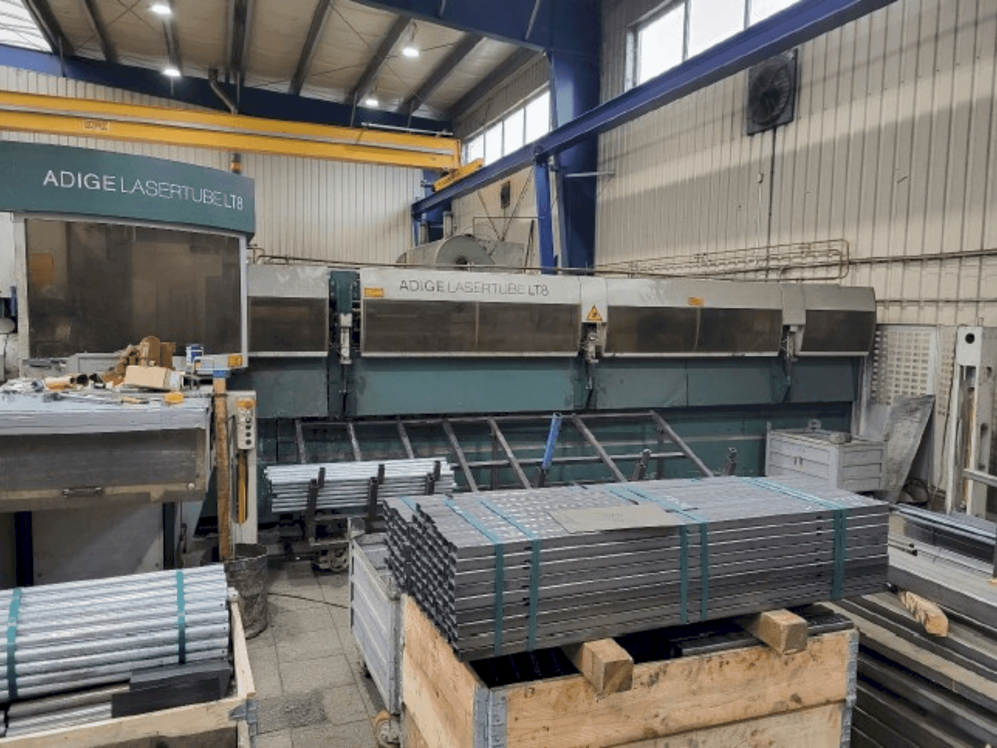 Vista frontale della macchina BLM Adige LT 8