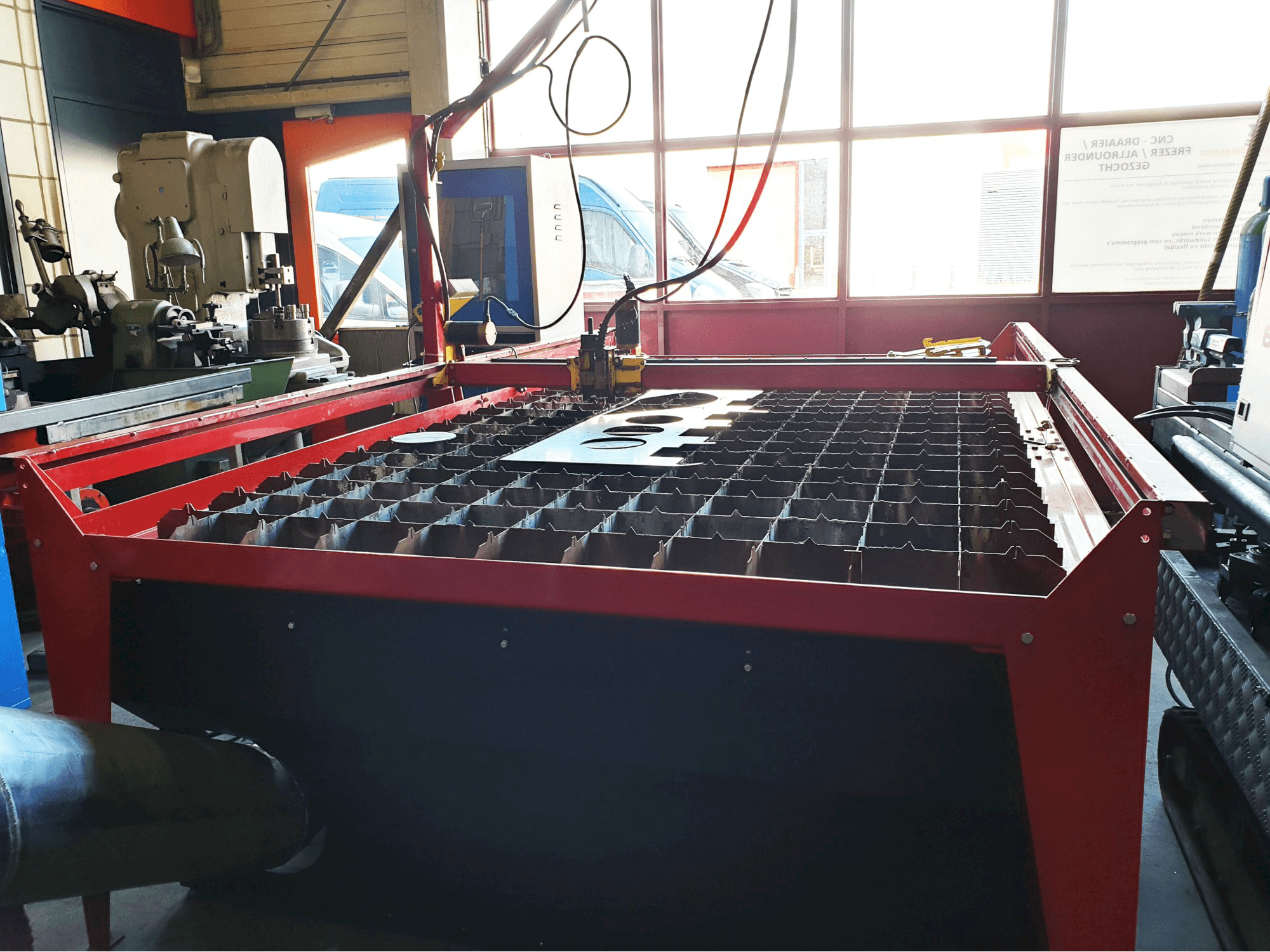 Area di lavoro della macchina Plasmacam Samson 510