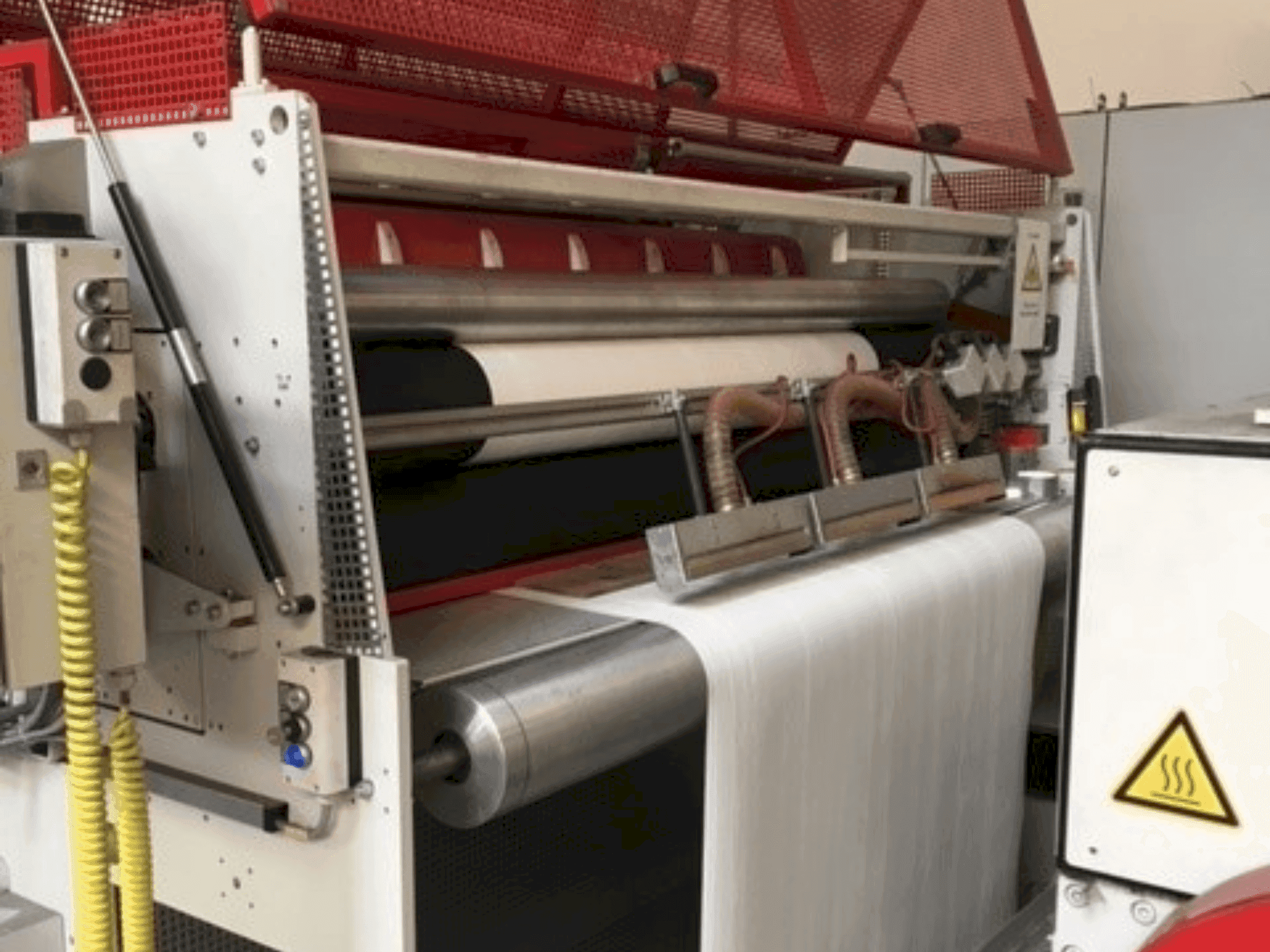 Vista frontale della macchina HSM ABW-ROTA-2200