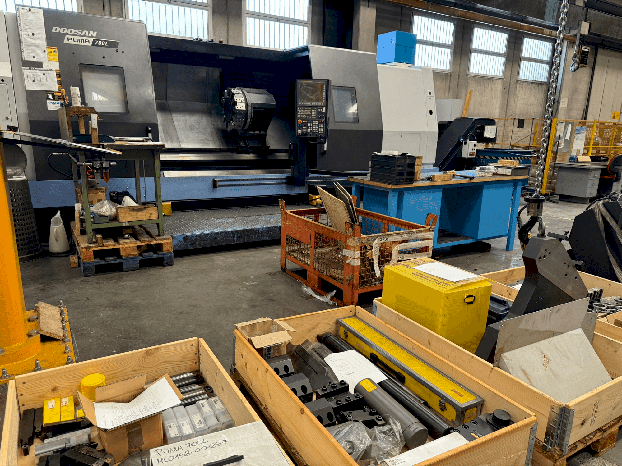 Vista frontale della macchina DOOSAN PUMA 700L (2020)