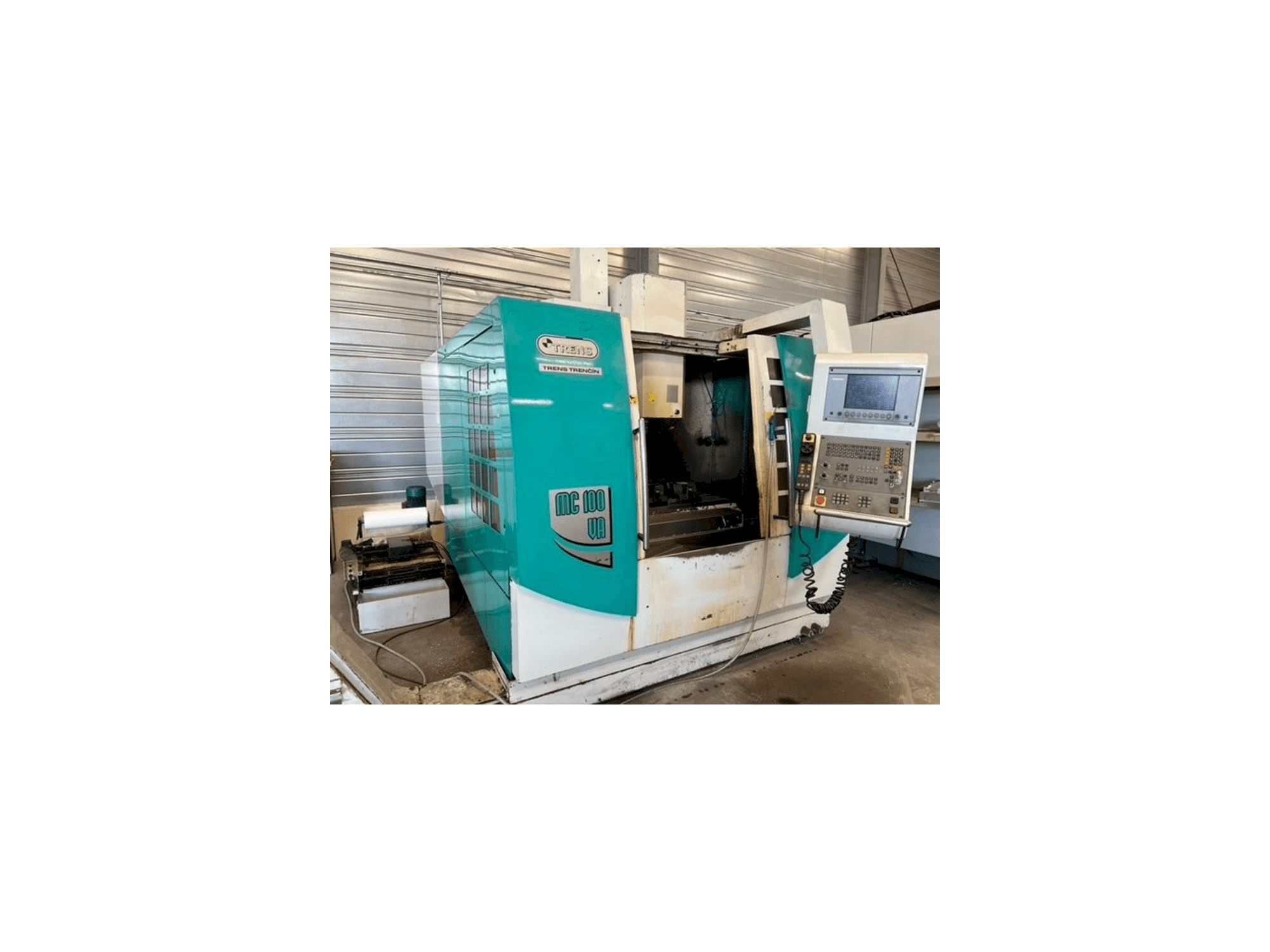 Vista laterale sinistra della macchina TRENS MC100VA