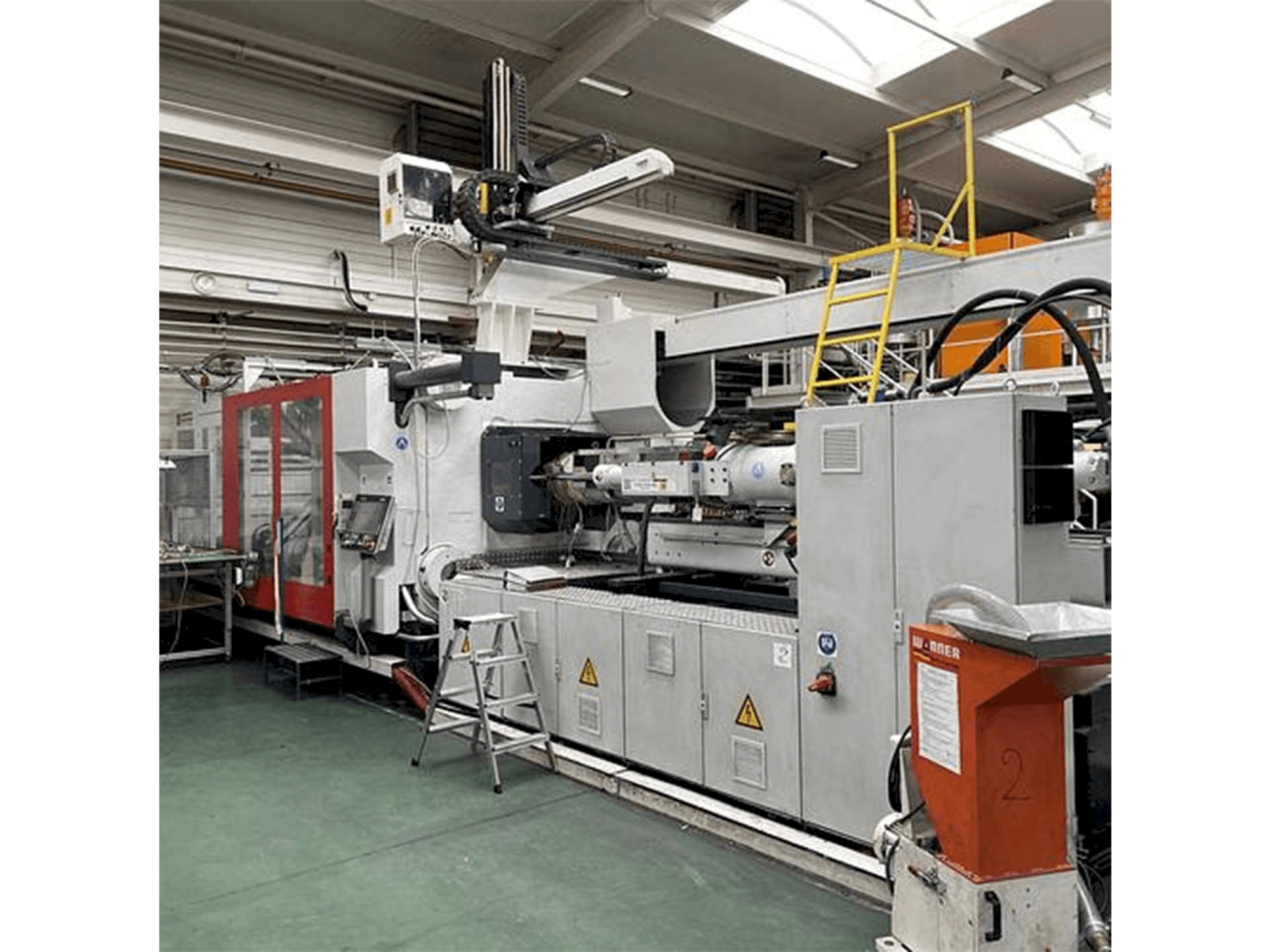 Vista frontale della macchina Ferromatik Maxima MM 1000-4880