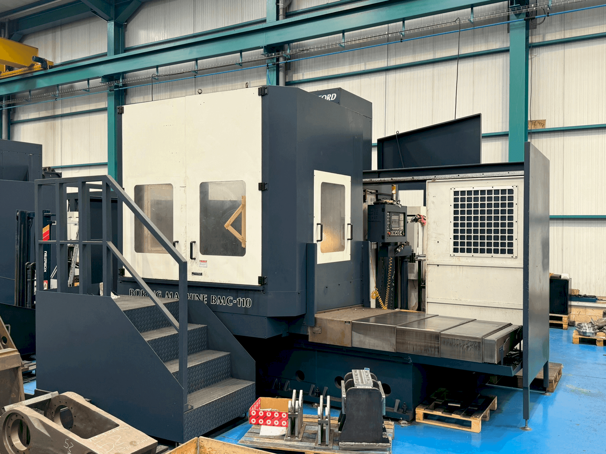 Vista frontale della macchina Johnford BMC 110