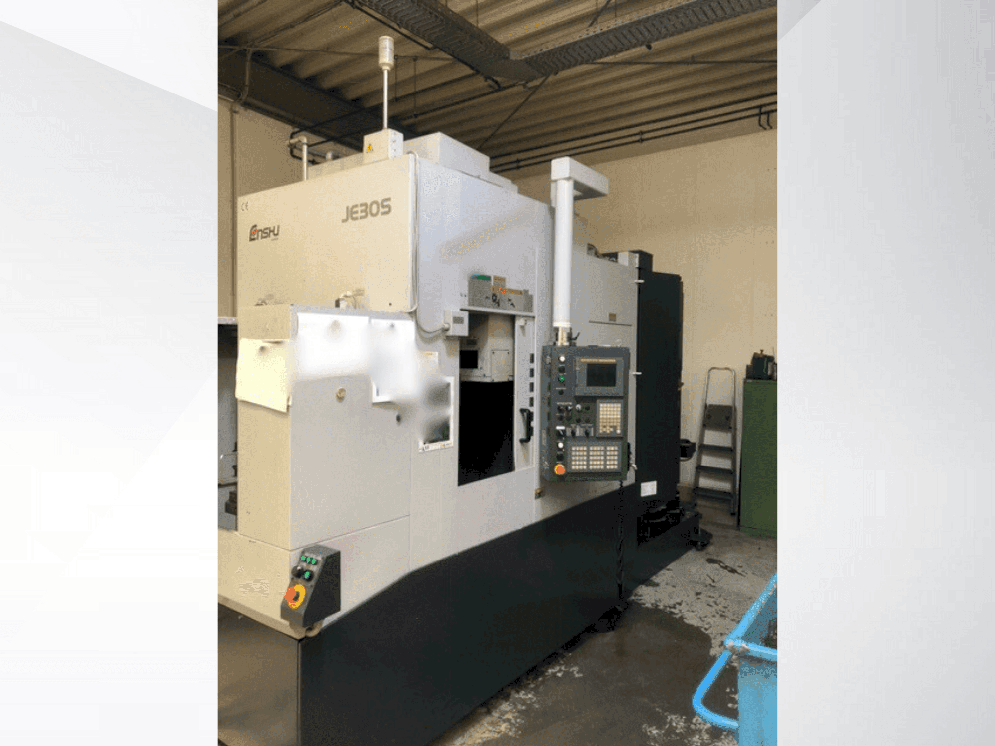 Vista frontale della macchina Enshu Je30S