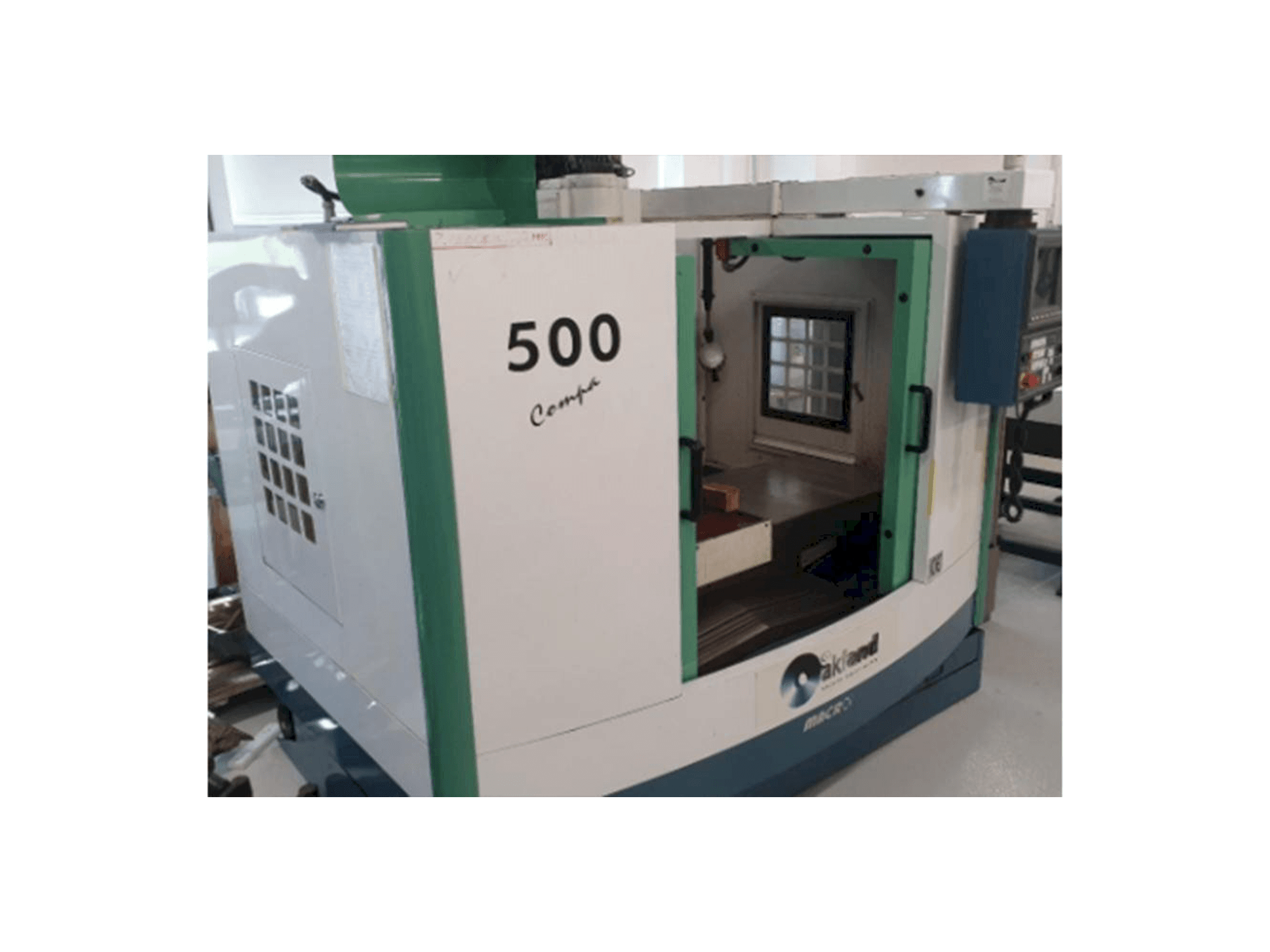 Vista frontale della macchina Macro Micro Tech Compac 500