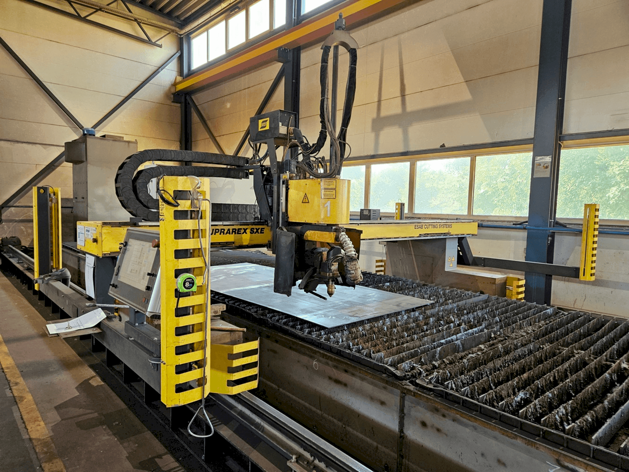 Vista frontale della macchina ESAB Suprarex SXE HD 4000 230 V