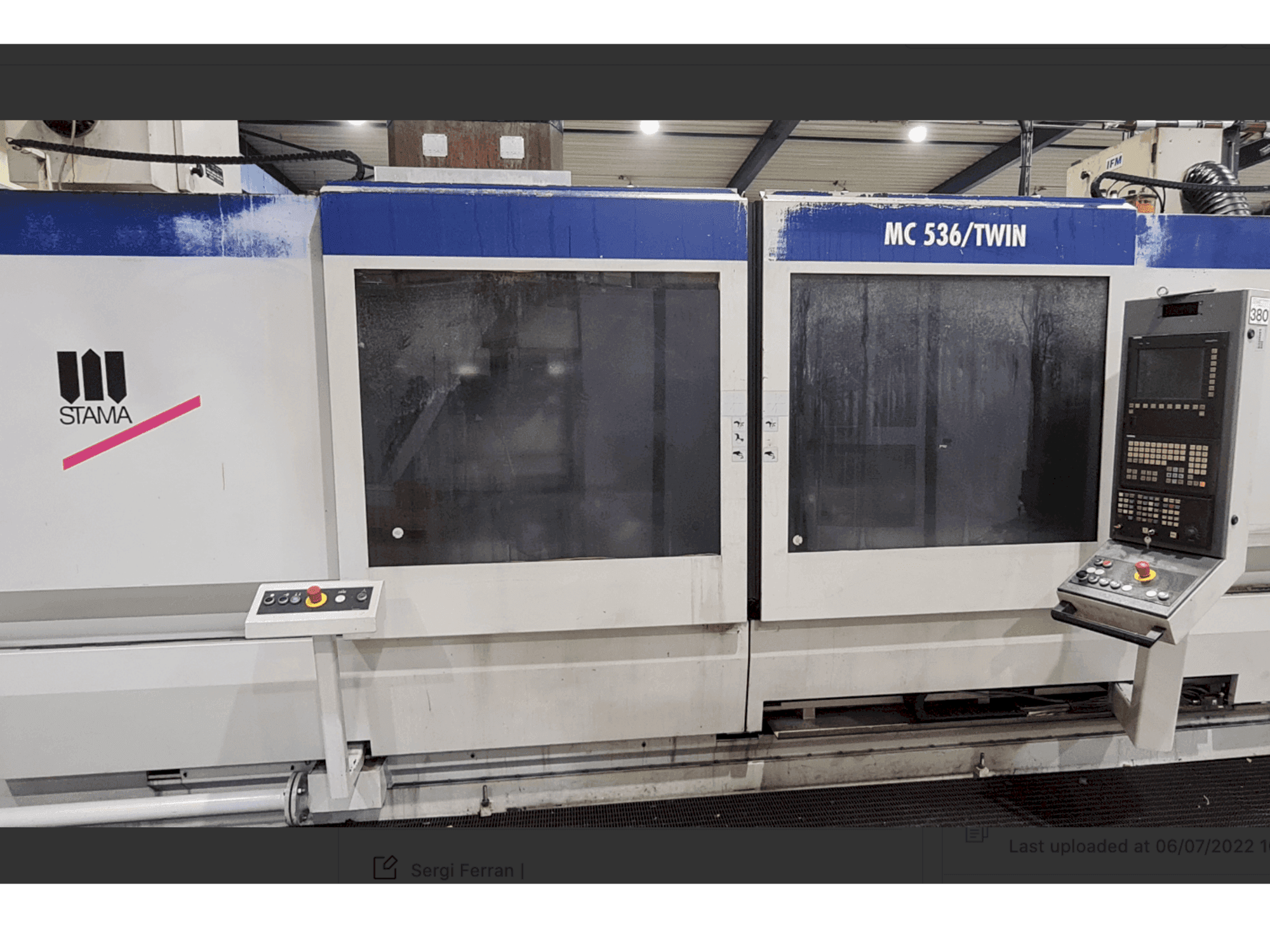 Vista frontale della macchina STAMA MC536/Twin