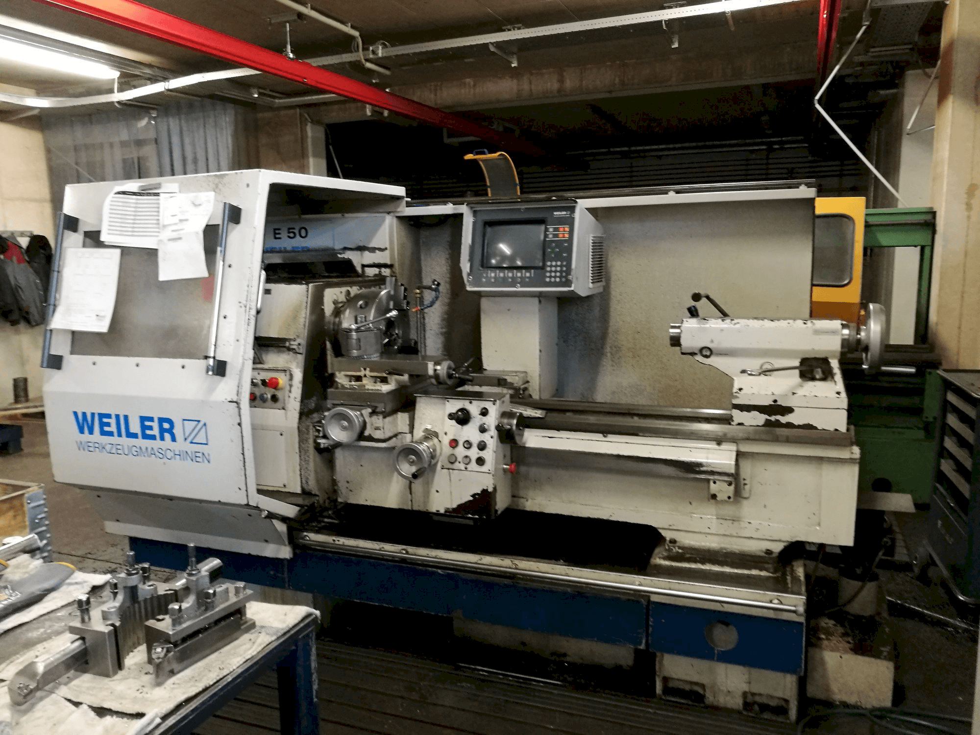 Vista frontale della macchina Weiler E50/1