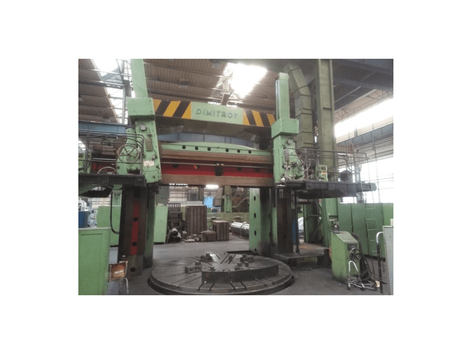 Vista lato sinistro della macchina Dimitrov 4000