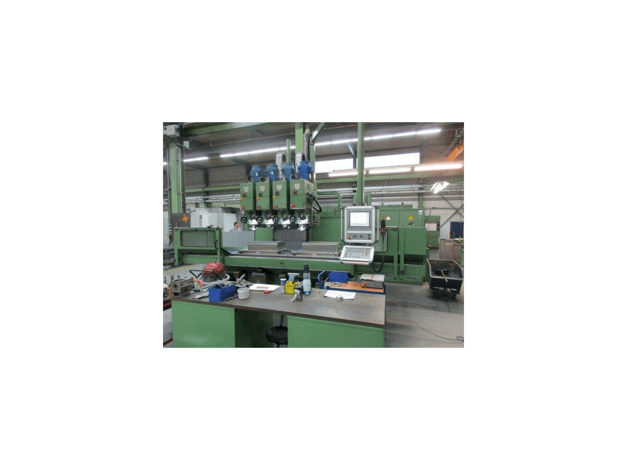 Vista frontale della macchina Rambaudi Rammatic 804