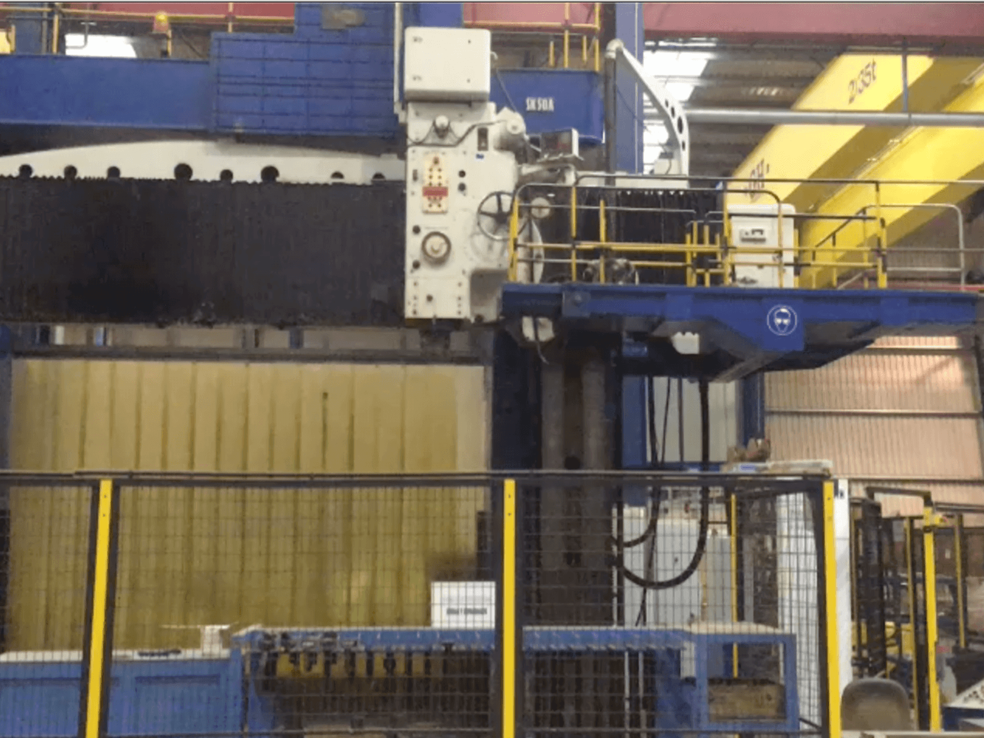 Vista frontale della macchina SKODA SK 50 A