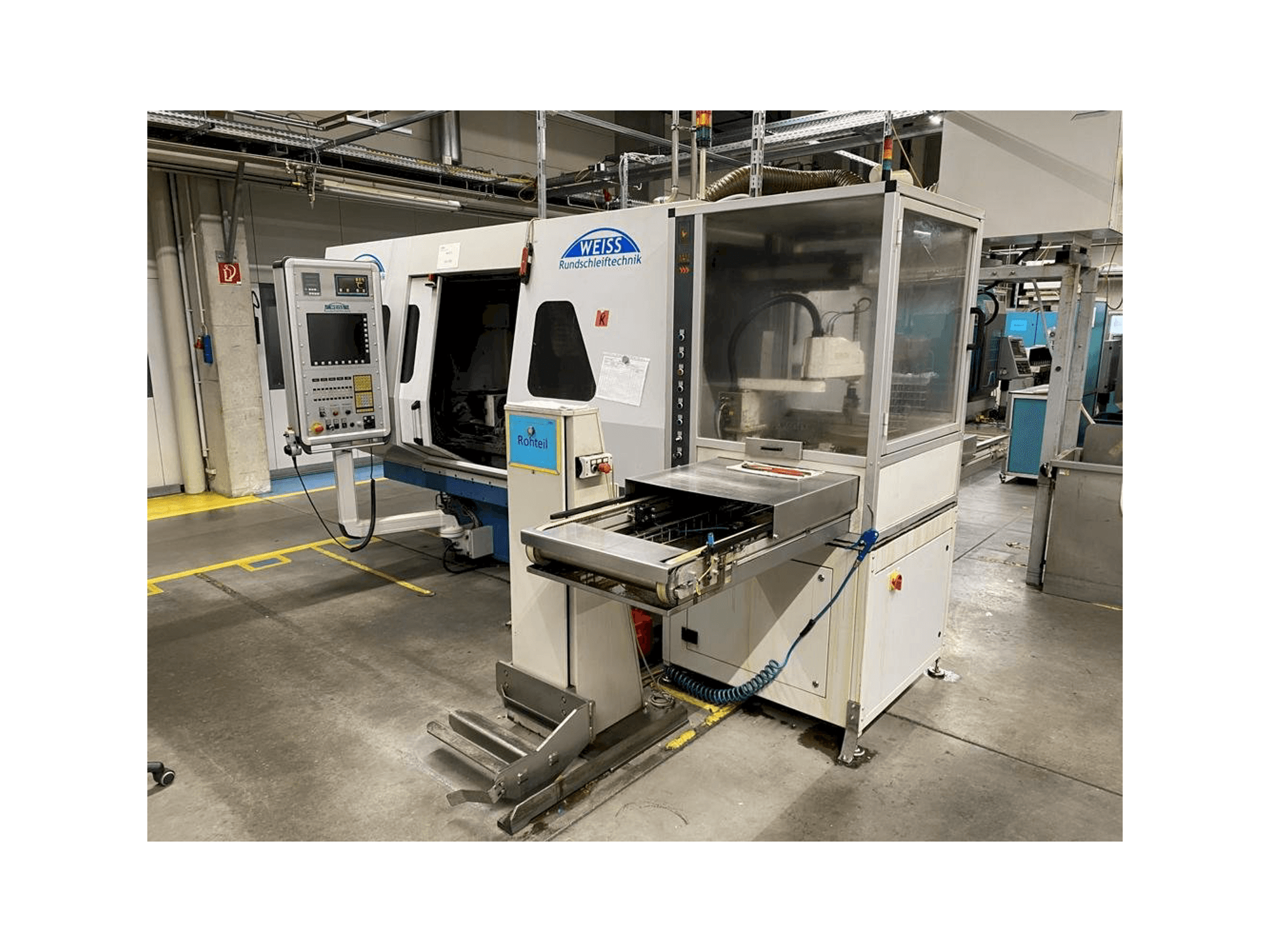 Vista frontale della macchina WEISS SER 07-14 K33-1