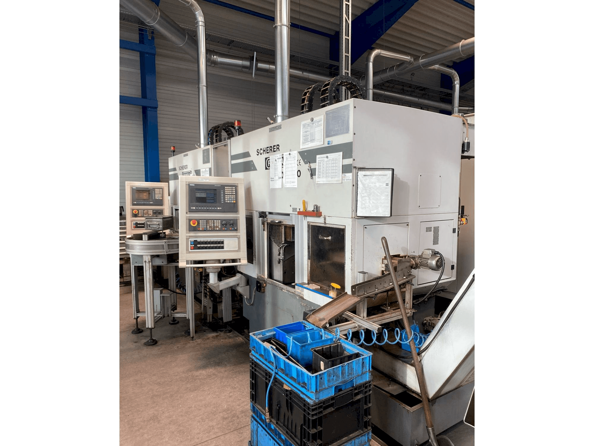 Vista frontale della macchina Scherer - Feinbau VDZ 100