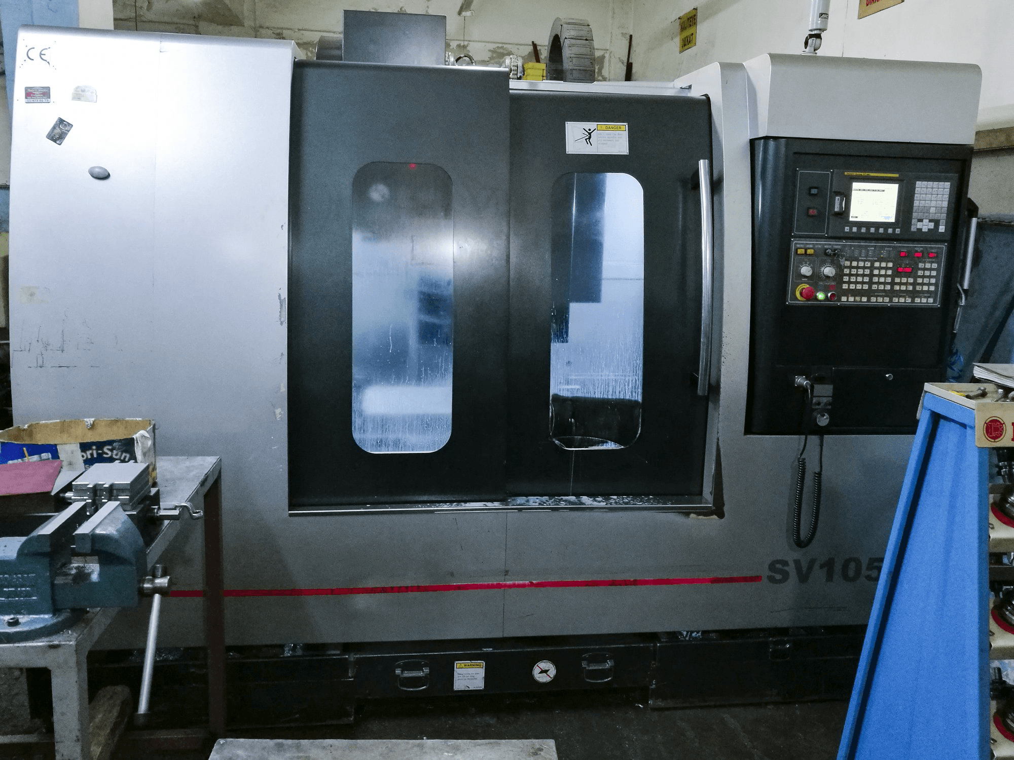 Vista frontale della macchina Pinnacle SV105