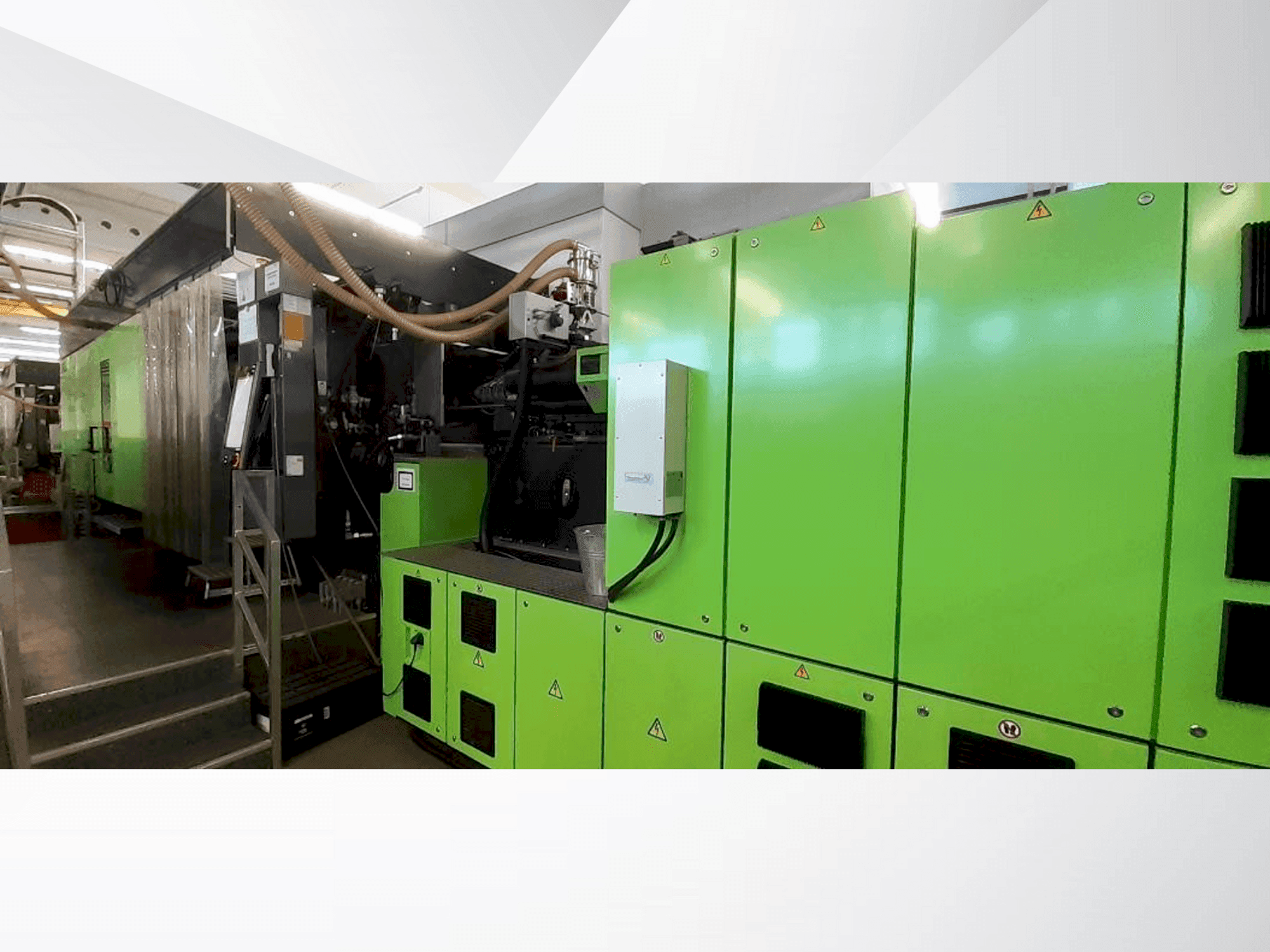 Vista frontale della macchina Engel Duo 740 H / 740 M / 500 WPX combi M