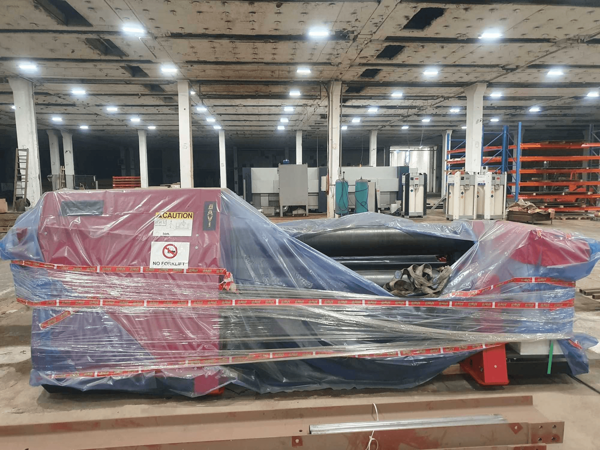 Vista frontale della macchina Davi MCB E20