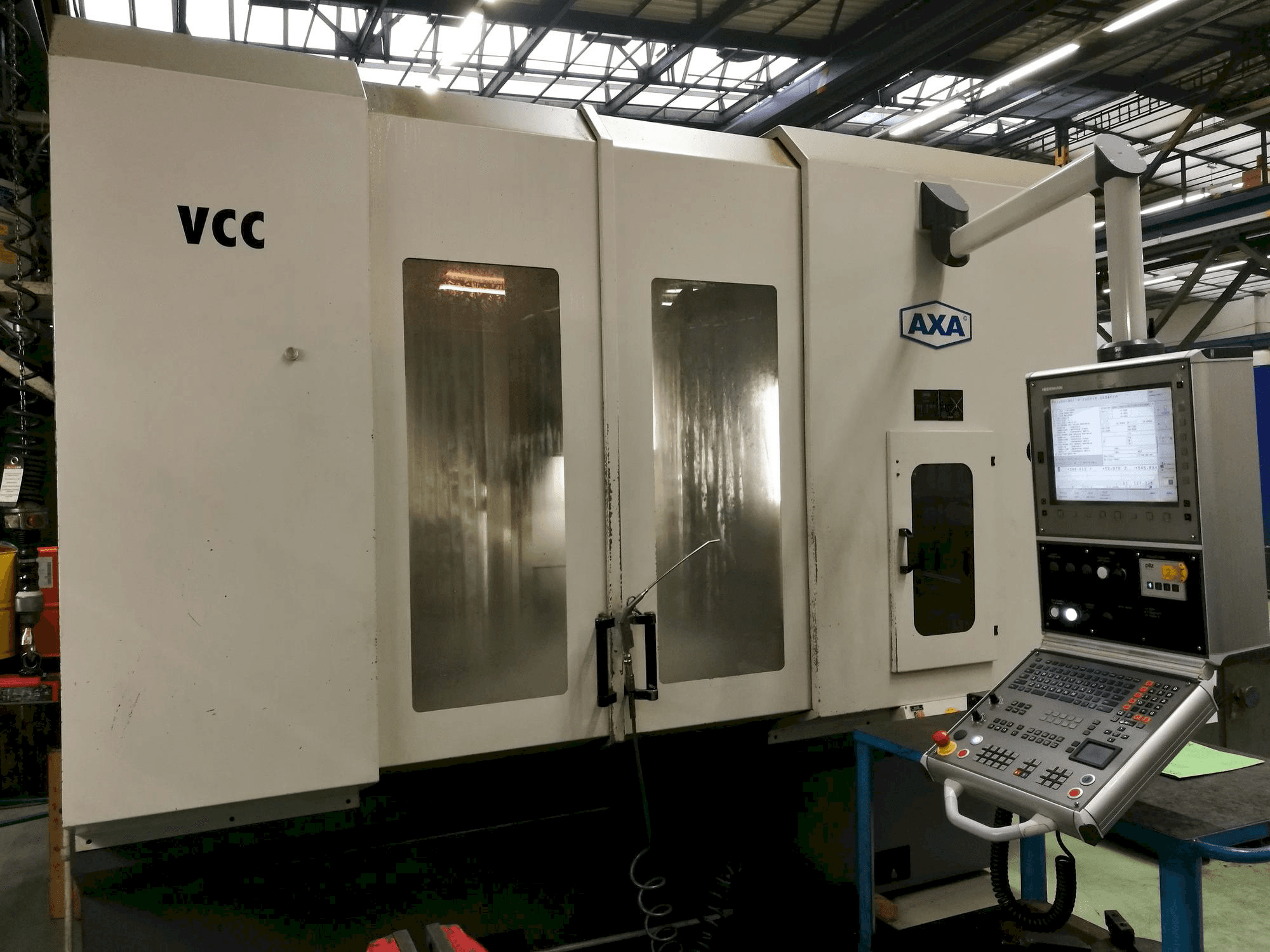 Vista frontale della macchina AXA VCC 1200