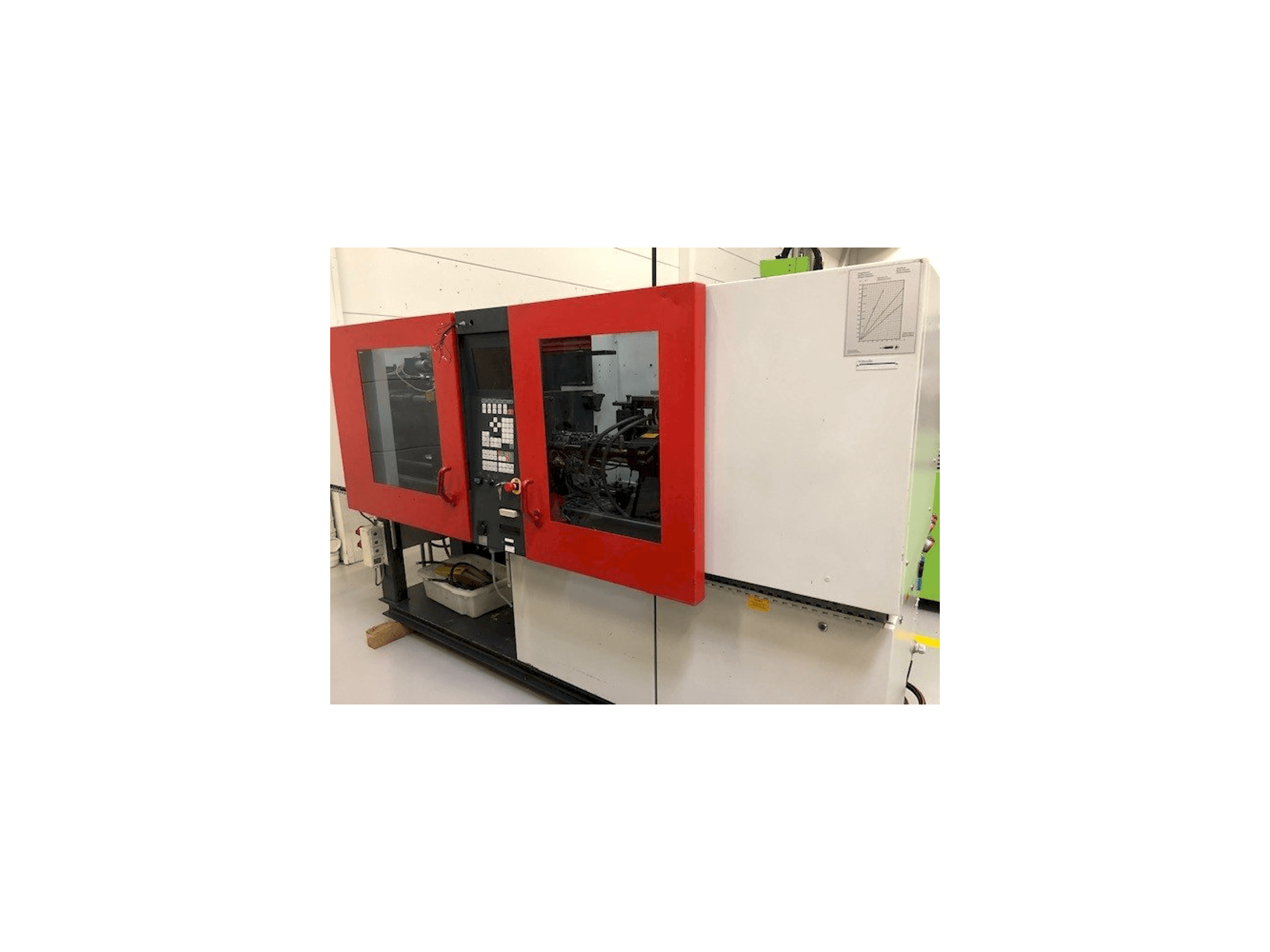 Vista laterale sinistra della macchina FERROMATIK MILACRON K40 D-E