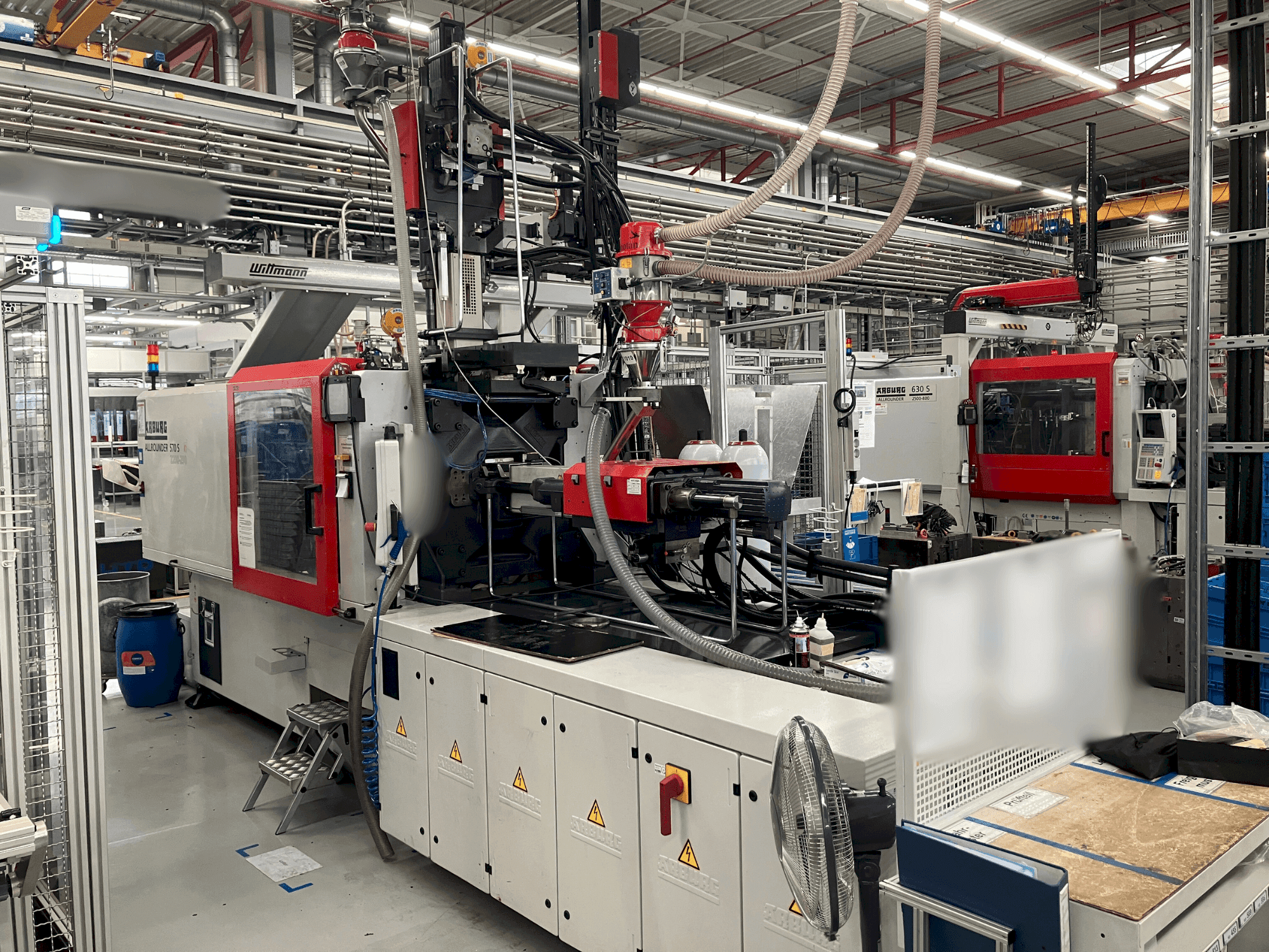 Vista frontale della macchina Arburg Allrounder 570 S 2200-290 / 170