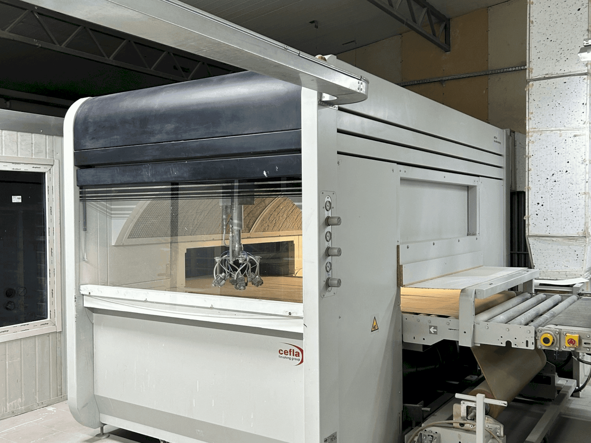 Vista lato destro della macchina CEFLA MITO K