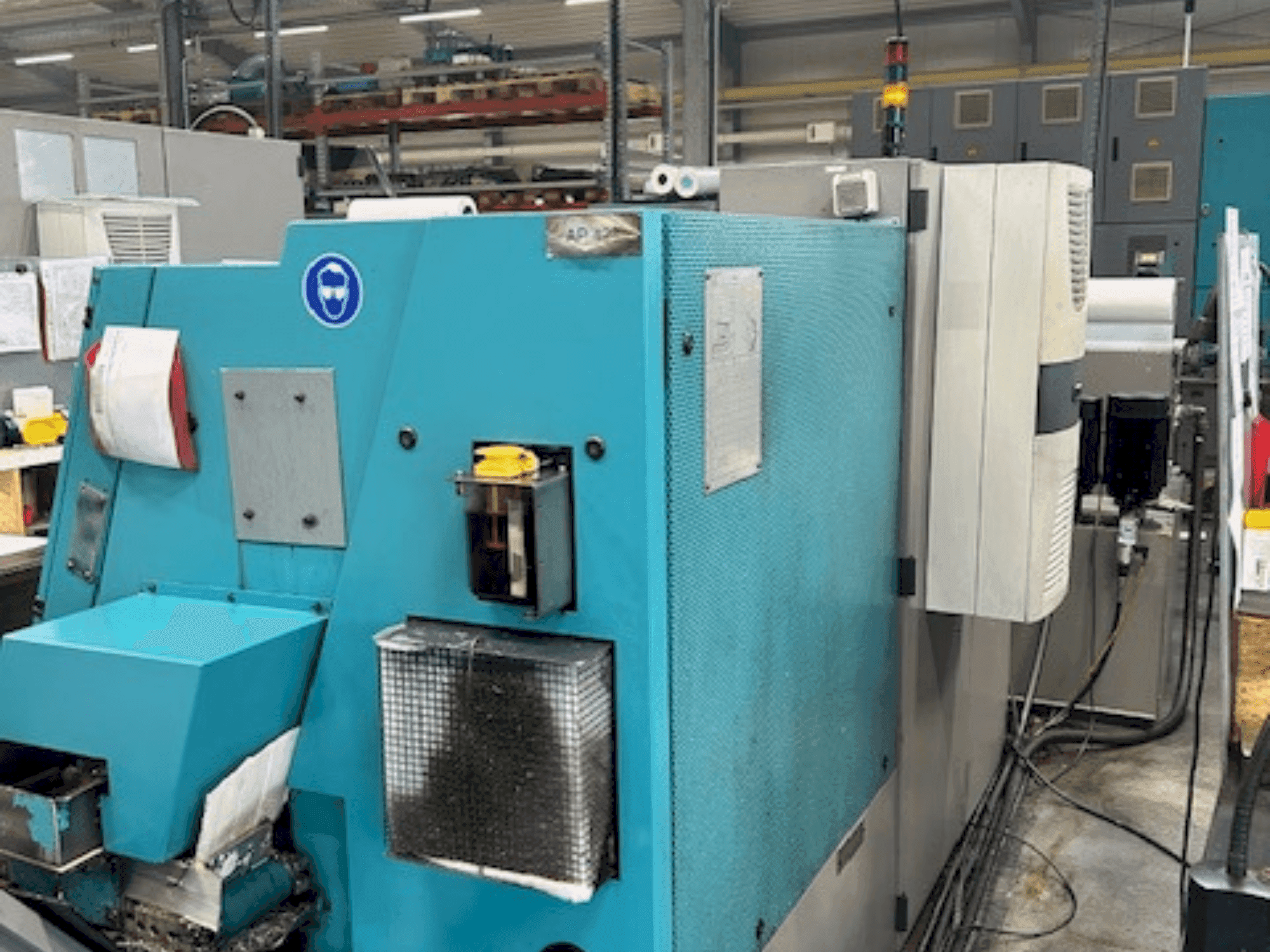 Vista frontale della macchina Index C100