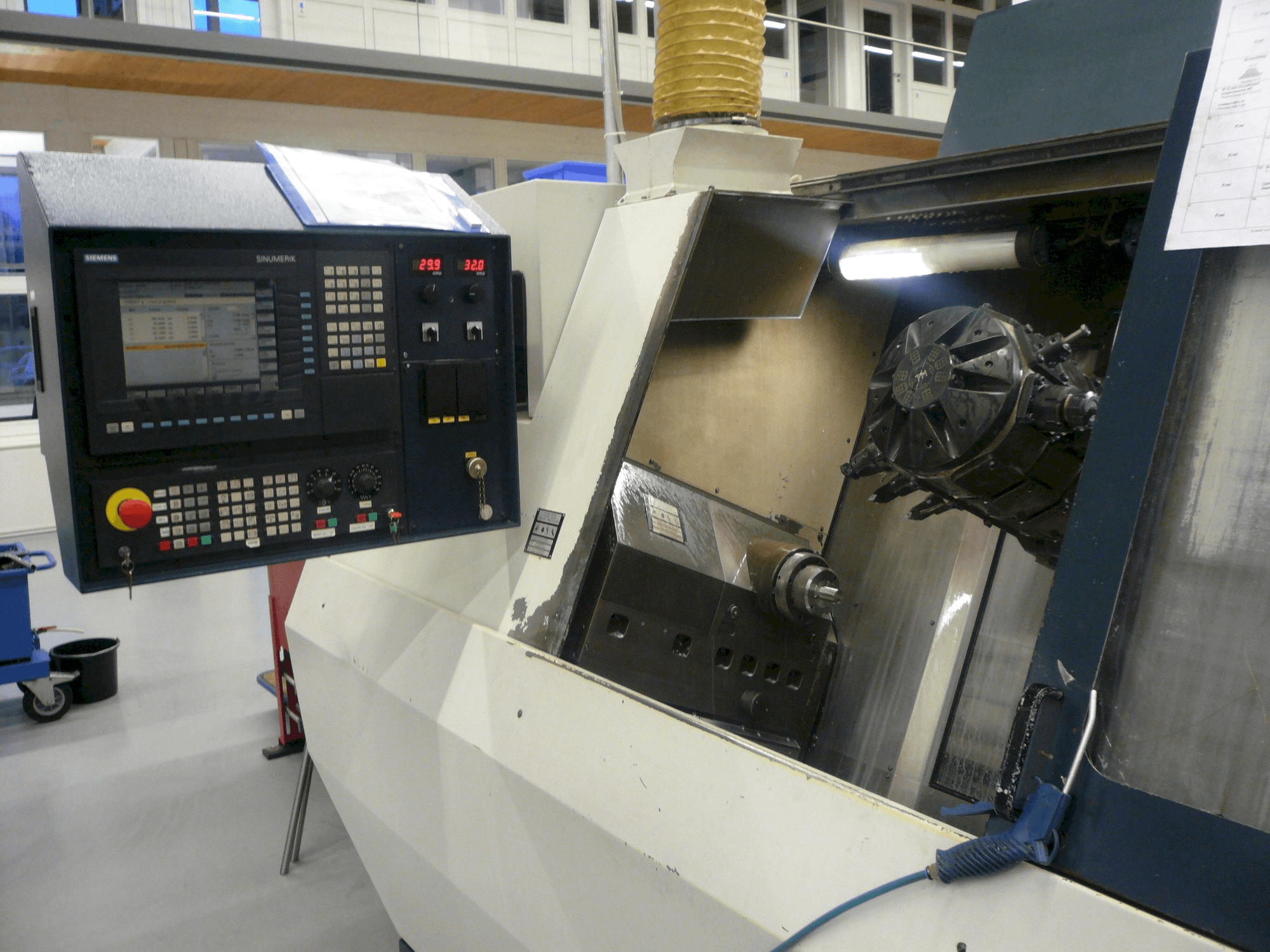 Vista frontale della macchina SPINNER TM