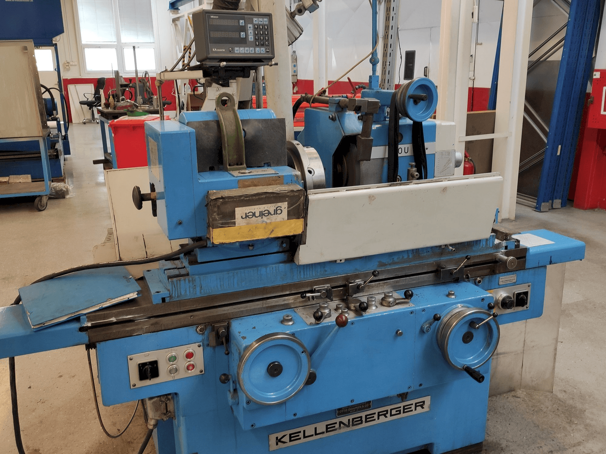 Vista frontale della macchina KELLENBERGER 600U